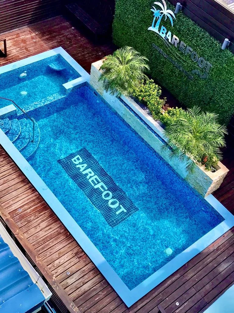 Barefoot Caye Caulker Hotel