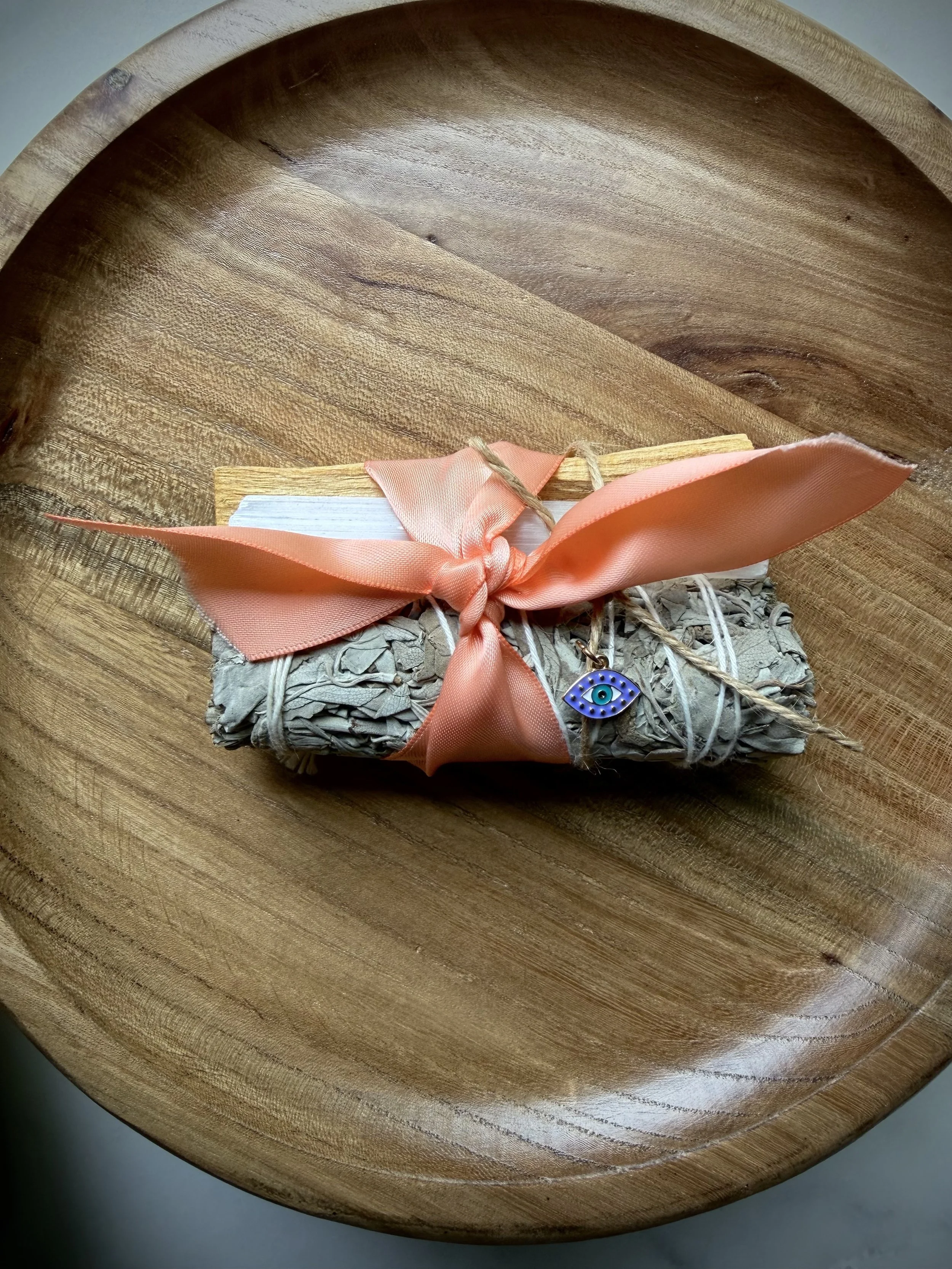 Sage, Palo Santo, Selenite Bundle
