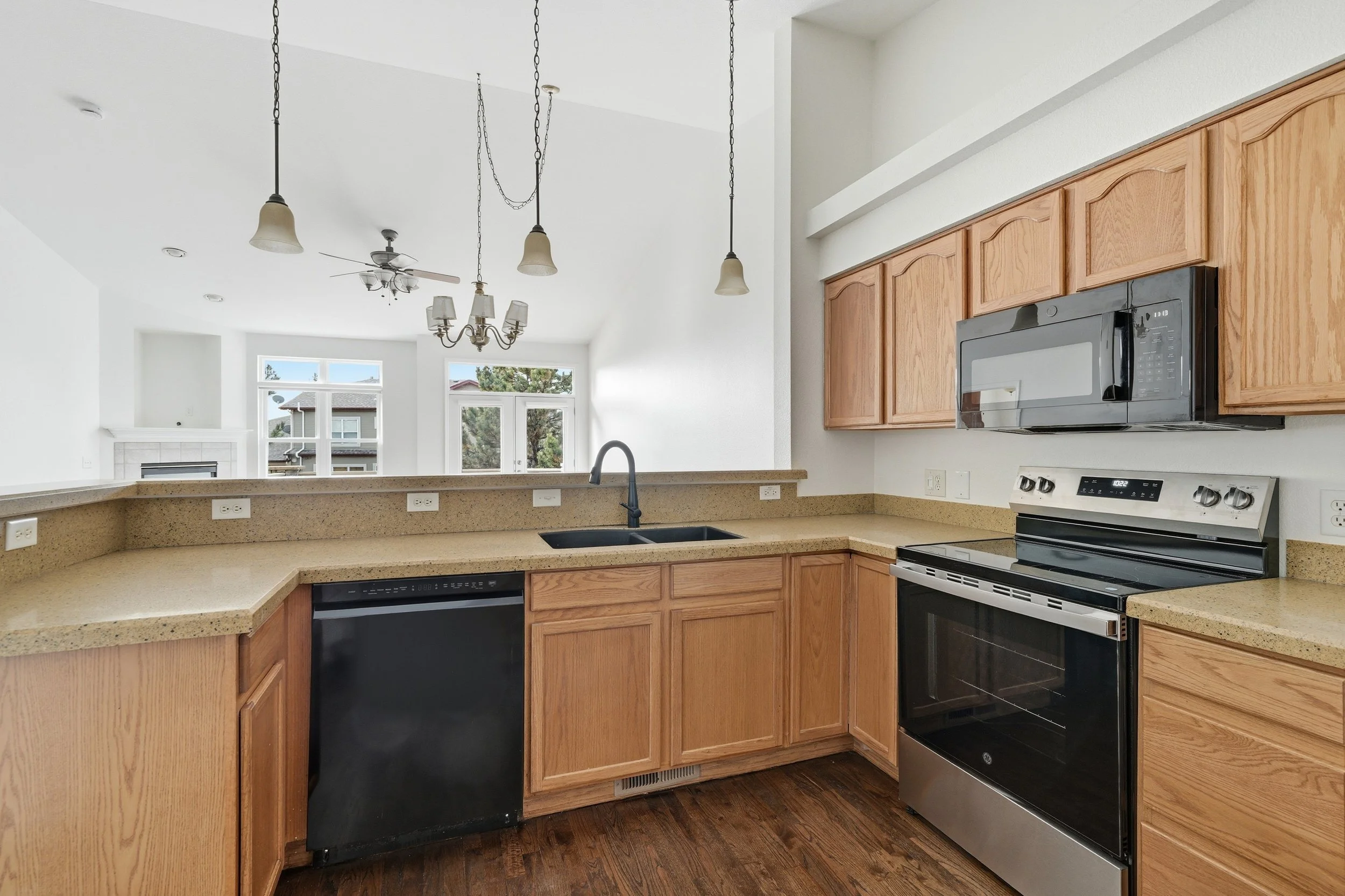 6471 Range Overlook Heights(MLS)-6.jpg