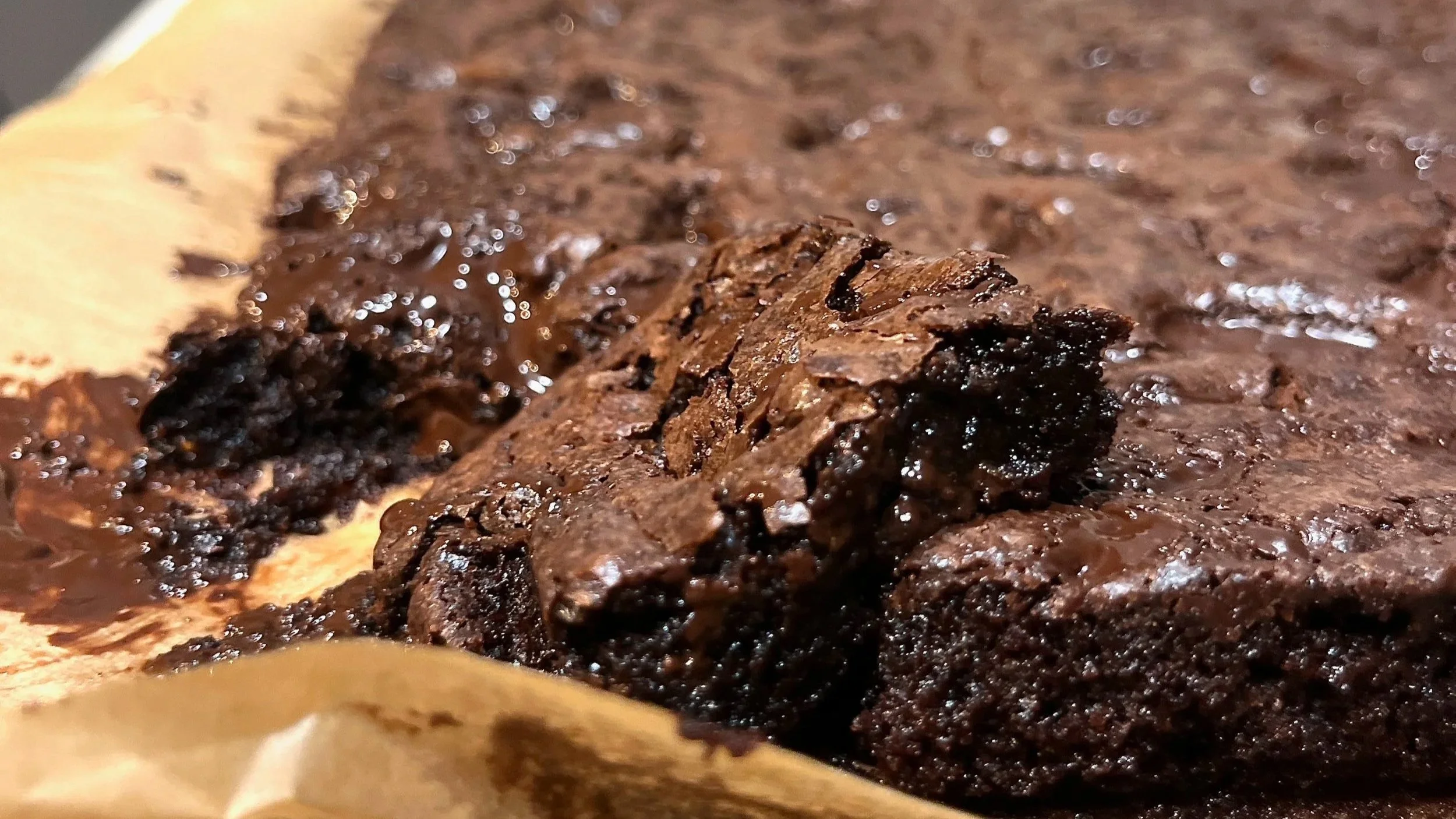 ULTRA FUDGY, BAKERY-STYLE BROWNIES
