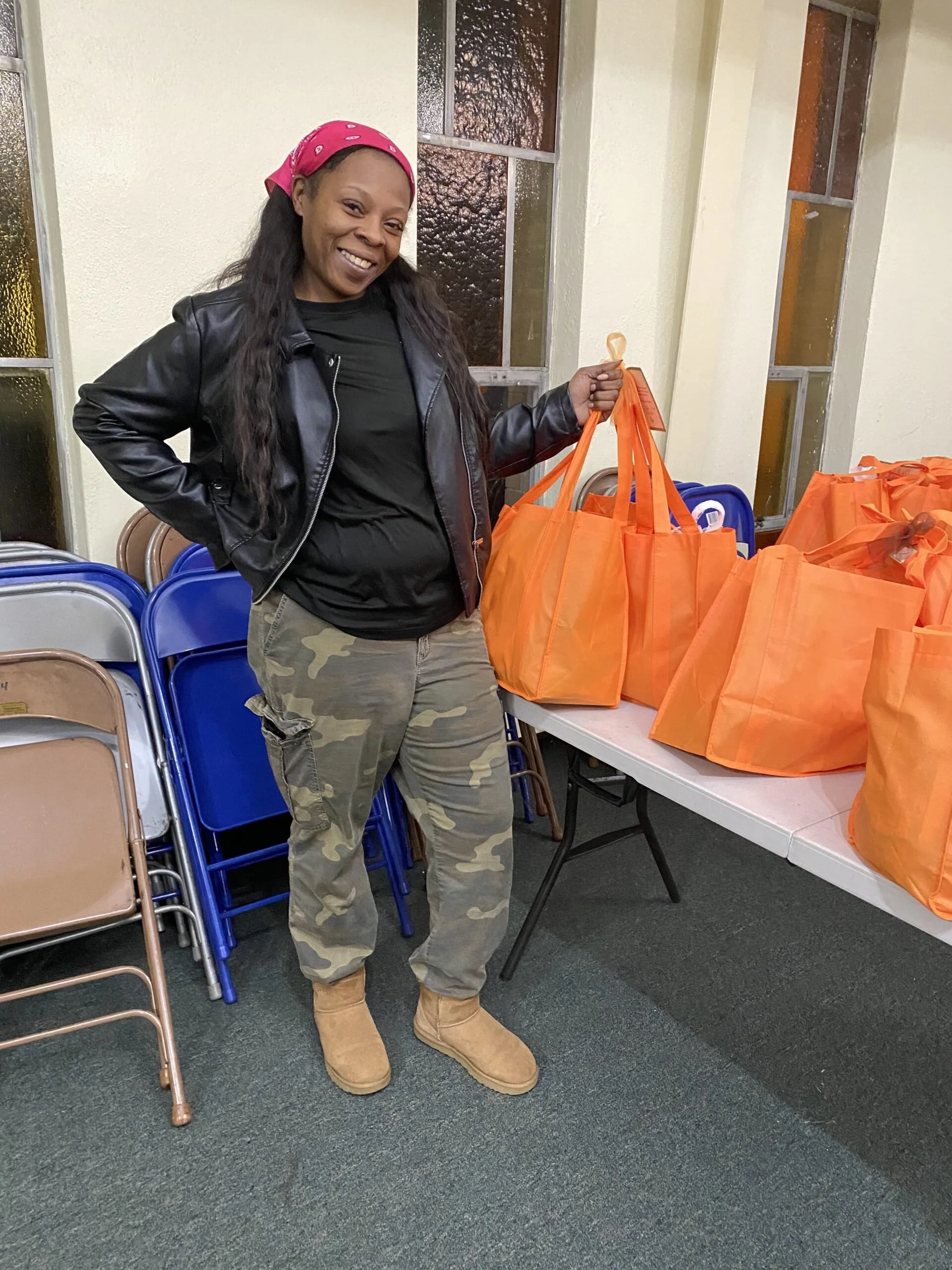 Spectacular Thanksgiving Food Drive, Thanks to YOU!