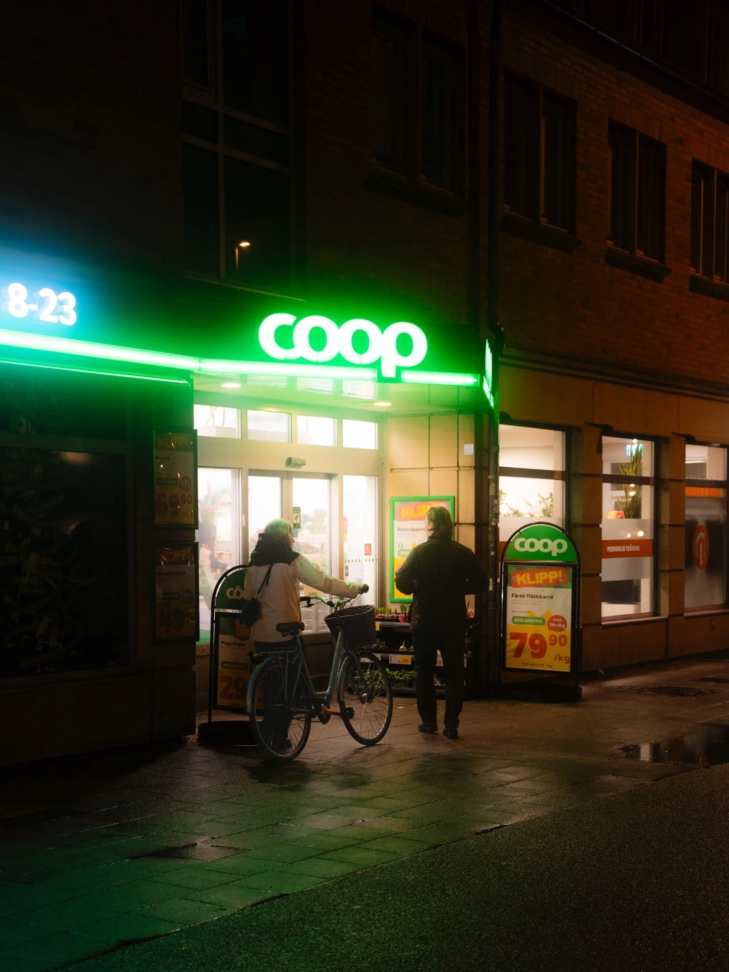 From Album: Cities I

Lund, Sweden
Barcelona, Spain