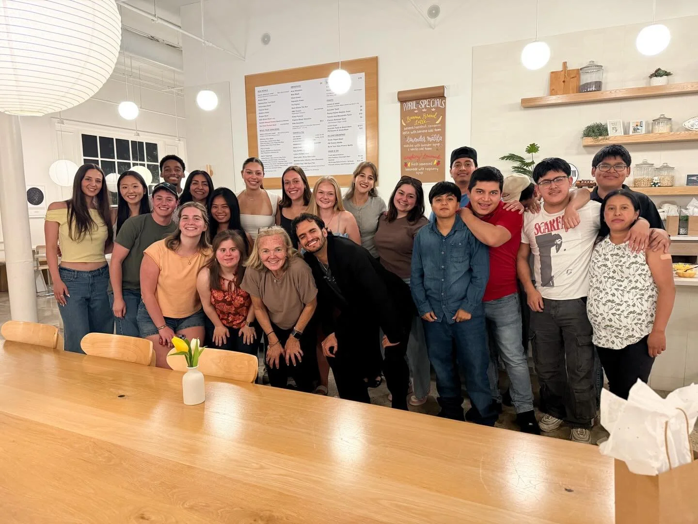 Graduates and senior send-off 😭❤️ We are so grateful for this group of wonderful and hardworking people! Shout out to Kiki and Josie who have been employees from their freshman to senior year ⭐️✨ We will miss all of these people so much!