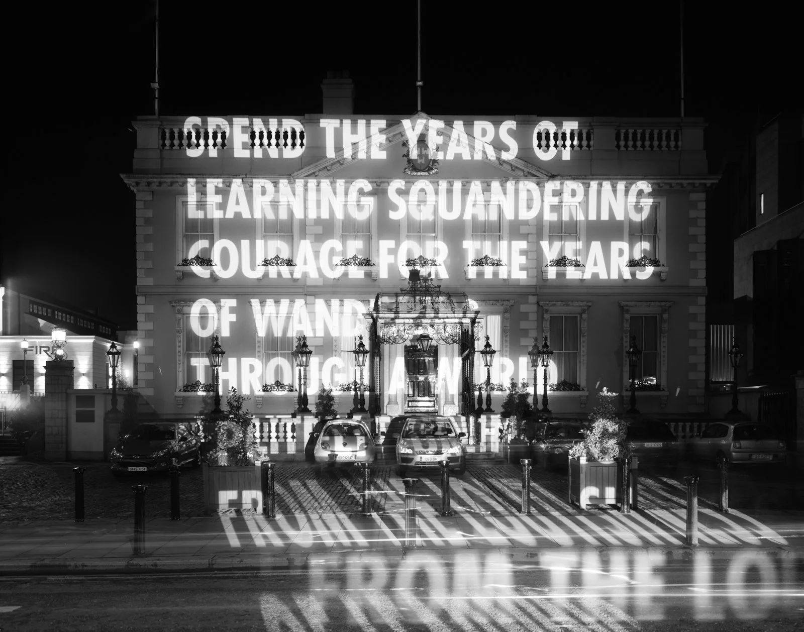 Site: Mansion House, Dublin, Ireland
April 1, 2006
Text: “Gnome” by Samuel Beckett. Published by Calder Publications London.
Projection: FX Productions; Charles Passarelli
Photo: Attilio Maranzano