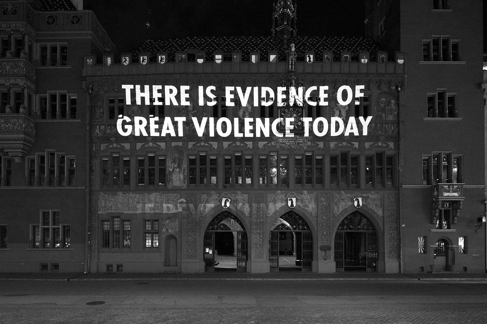 LOUISE BOURGEOIS X JENNY HOLZER PROJECTIONS,2022
Light projection
Rathaus, Basel, Switzerland
Text: Excerpts from Louise Bourgeois’s personal writings, usedwith permission of the Louise Bourgeois Archive and © TheEaston Foundation / Licensed by VAGA 