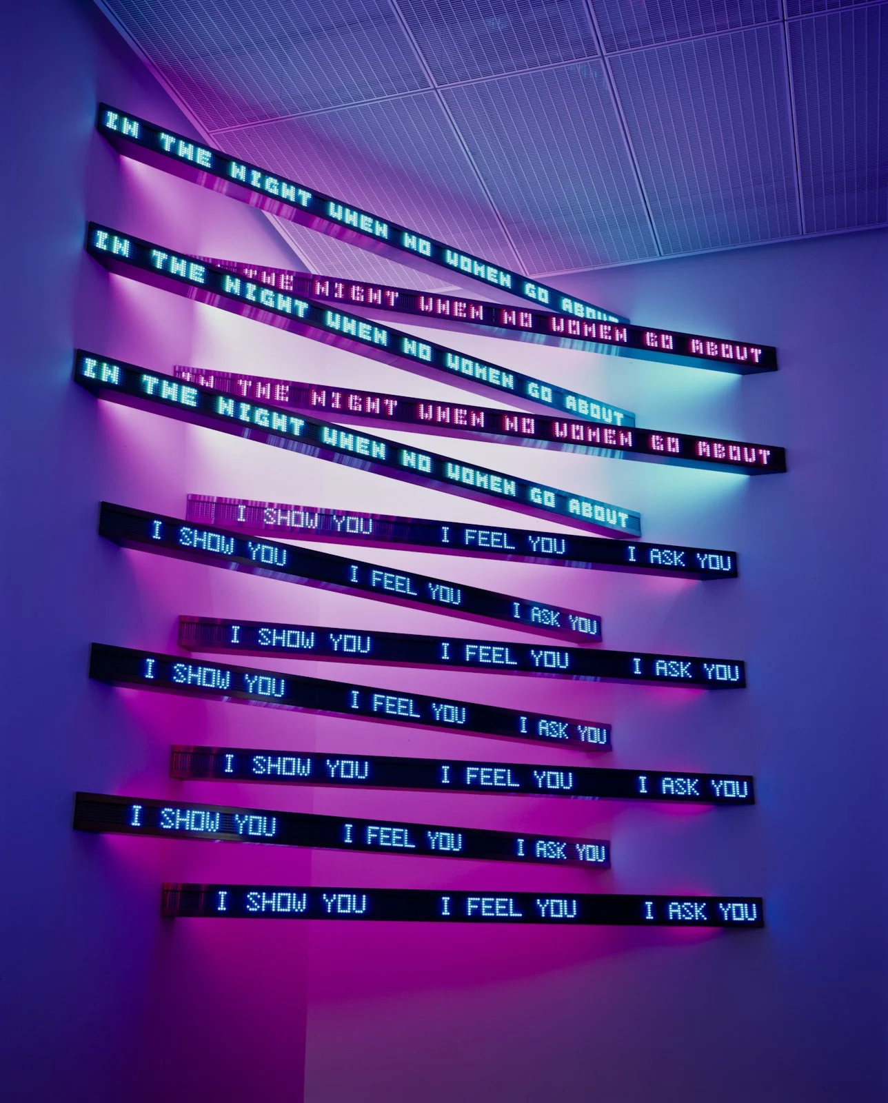 Site: Fondation Beyeler, Basel, Switzerland
November 1, 2009–January 24, 2010
Text: Arno, 1996
Photo: Collin LaFleche