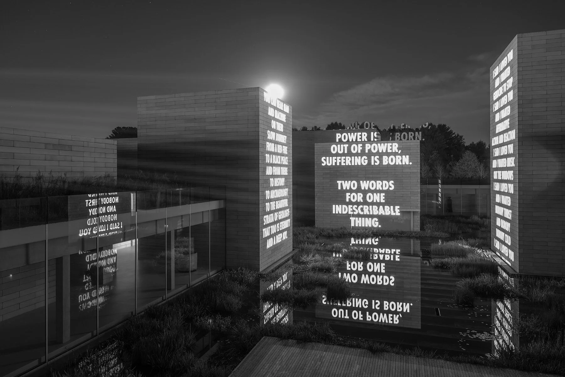 what you love, 2025
Light Projection
Glenstone Museum, Potomac, Maryland, USA
Text: “Thing Indescribable” from Talking to My Body by Anna Świrszczyńska, English translation by Czesław Miłosz and Leonard Nathan, © 1996 by Ludmiła Adamska-Orłowska, The