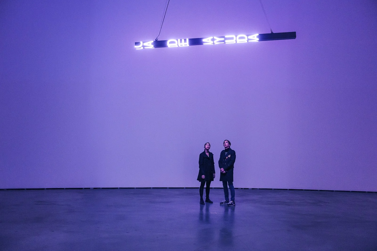 I WOKE UP NAKED, 2018
LED sign with blue, green, & red diodes
5.5 x 141 x 5.5 in. / 14 x 358.1 x 14 cm
Text: Voces para ver / Ikusteko ahotsak, © 2019 by Bizkaiko Foru Aldundia. Used with permission of the publisher.
Installation: Jenny Holzer: Thing