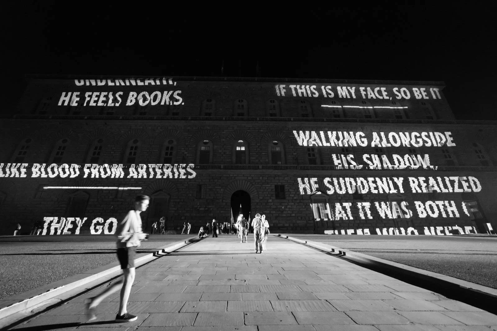 Site: Pitti Palace, Florence, Italy
June 15, 2017
Text: “He Got Lucky” and “Like Blood from Arteries” from Building the
Barricade by Anna Świrszczyńska, English translation by Piotr Florczyk, © 2016
by the translator. Used with permission of Ludmiła 