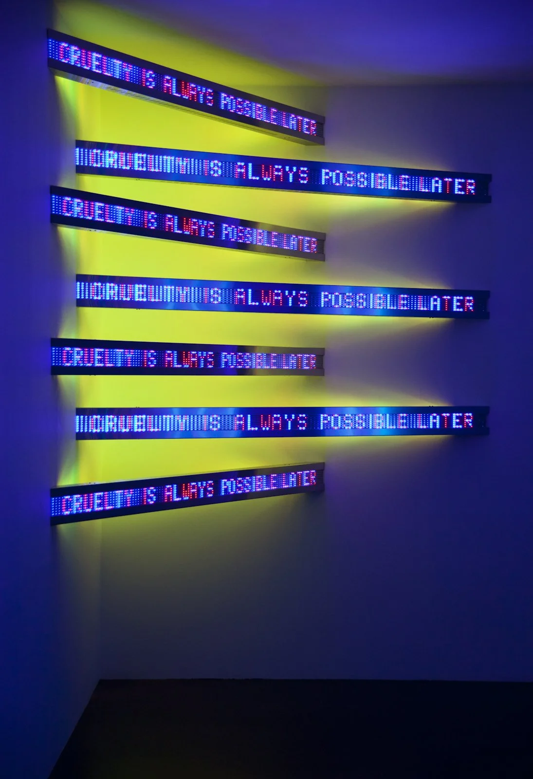 Site: Kukje Gallery, Seoul
September 8–October 16, 2011
Text: Survival, 1983–85
Photo: Collin LaFleche