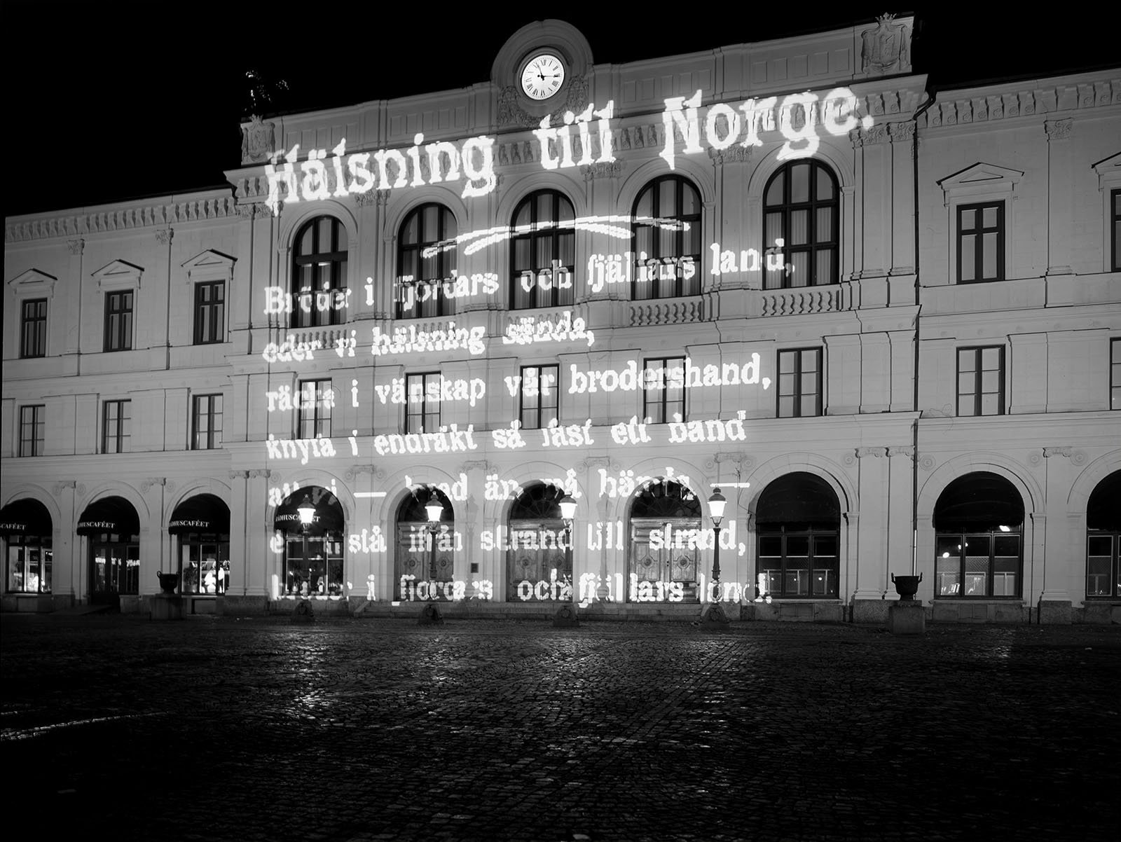Site: Town Hall, Karlstad, Sweden
September 23–October 22, 2005
Text: A selection of historical texts excerpted from meeting minutes, newspaper articles, and official and personal letters related to the September 1905 peace negotiations between Norwa