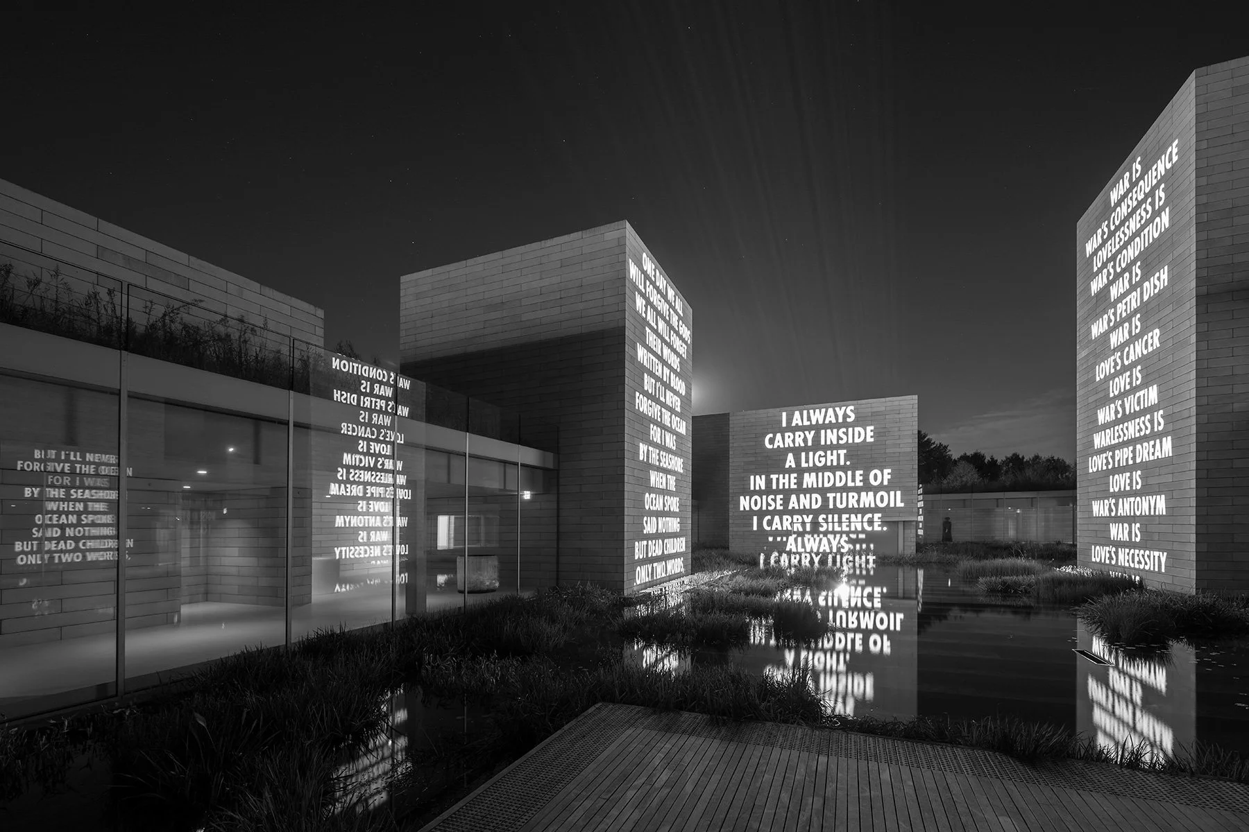 what you love, 2025
Light Projection
Glenstone Museum, Potomac, Maryland, USA
Text: “There Is a Light in Me” from Talking to My Body by Anna Świrszczyńska, English translation by Czesław Miłosz and Leonard Nathan, © 1996 by Ludmiła Adamska-Orłowska, 