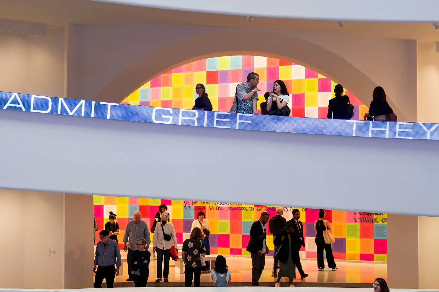 Exhibition view: Jenny Holzer: Light Line, Solomon R. Guggenheim Museum, New York, 2024
© 2024 Jenny Holzer, member Artists Rights Society (ARS), NY
© Solomon R. Guggenheim Foundation
Photo: Ben Hider