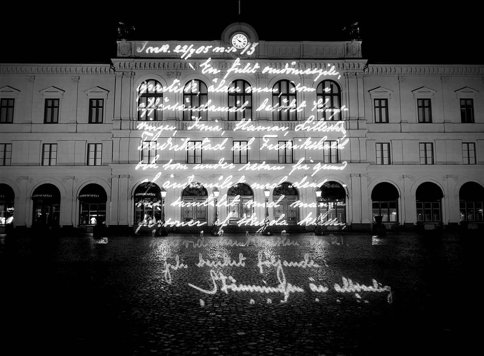 Site: Town Hall, Karlstad, Sweden
September 23–October 22, 2005
Text: A selection of historical texts excerpted from meeting minutes, newspaper articles, and official and personal letters related to the September 1905 peace negotiations between Norwa