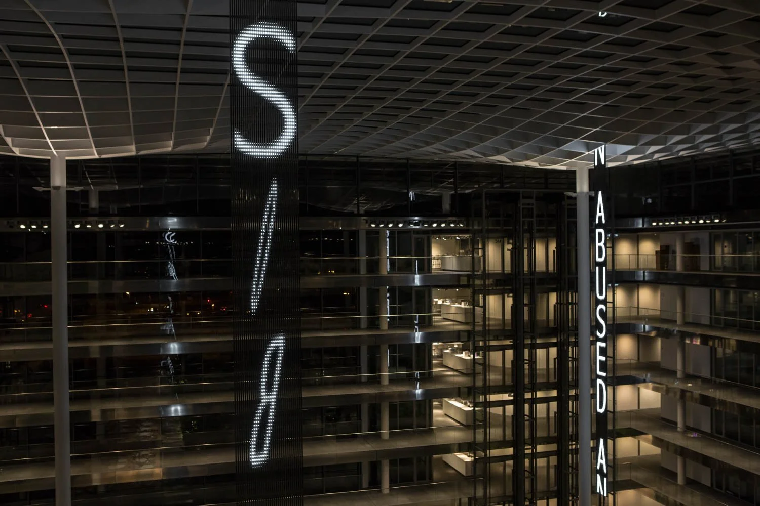 Site: Talanx AG, Hanover, Germany
April 23, 2014–
Text: Survival, 1983–85; Living, 1980–82
Photo: Martin Bühler