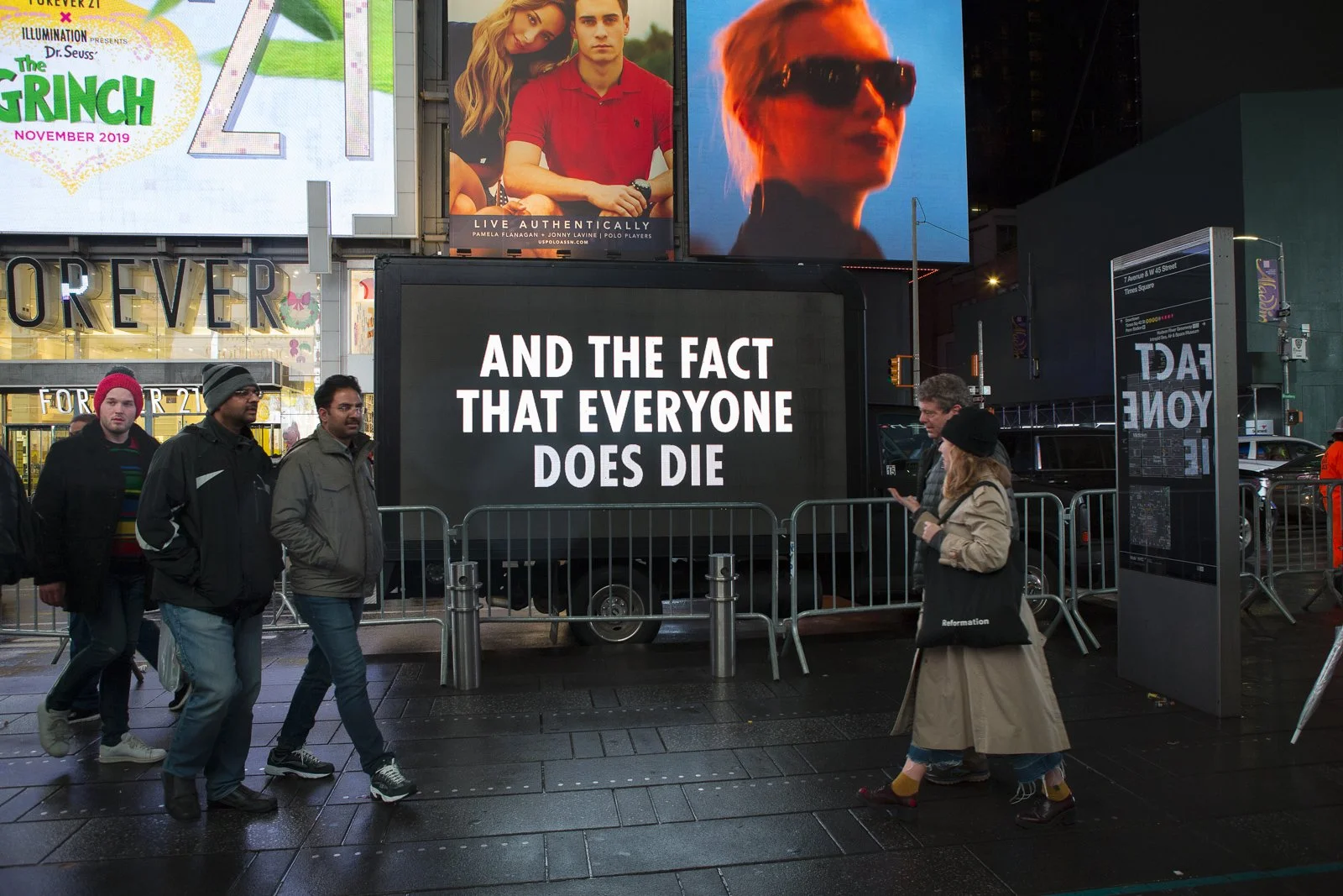 Light the Fight, 2018
Text: Weight of the Earth: The Tape Journals of David Wojnarowicz, © 2018 by the author’s estate. Used with permission of the author’s estate and P•P•O•W, New York.
Photo: Daniel Shapiro