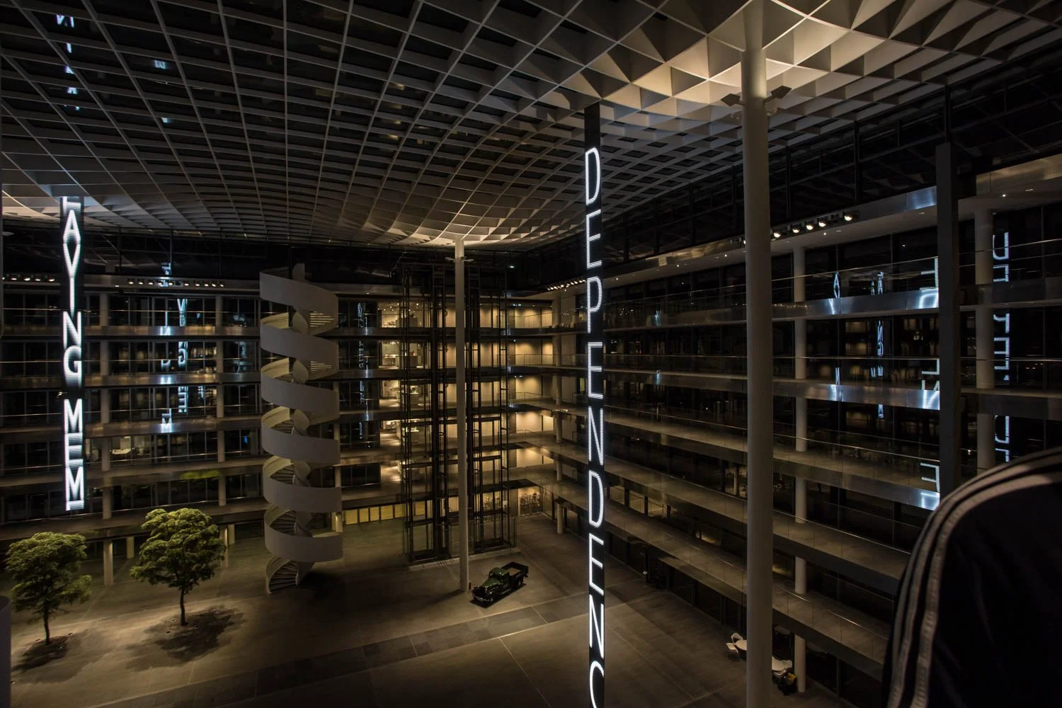 Site: Talanx AG, Hanover, Germany
April 23, 2014–
Text: Living, 1980–82; Truisms, 1977–79
Photo: Martin Bühler