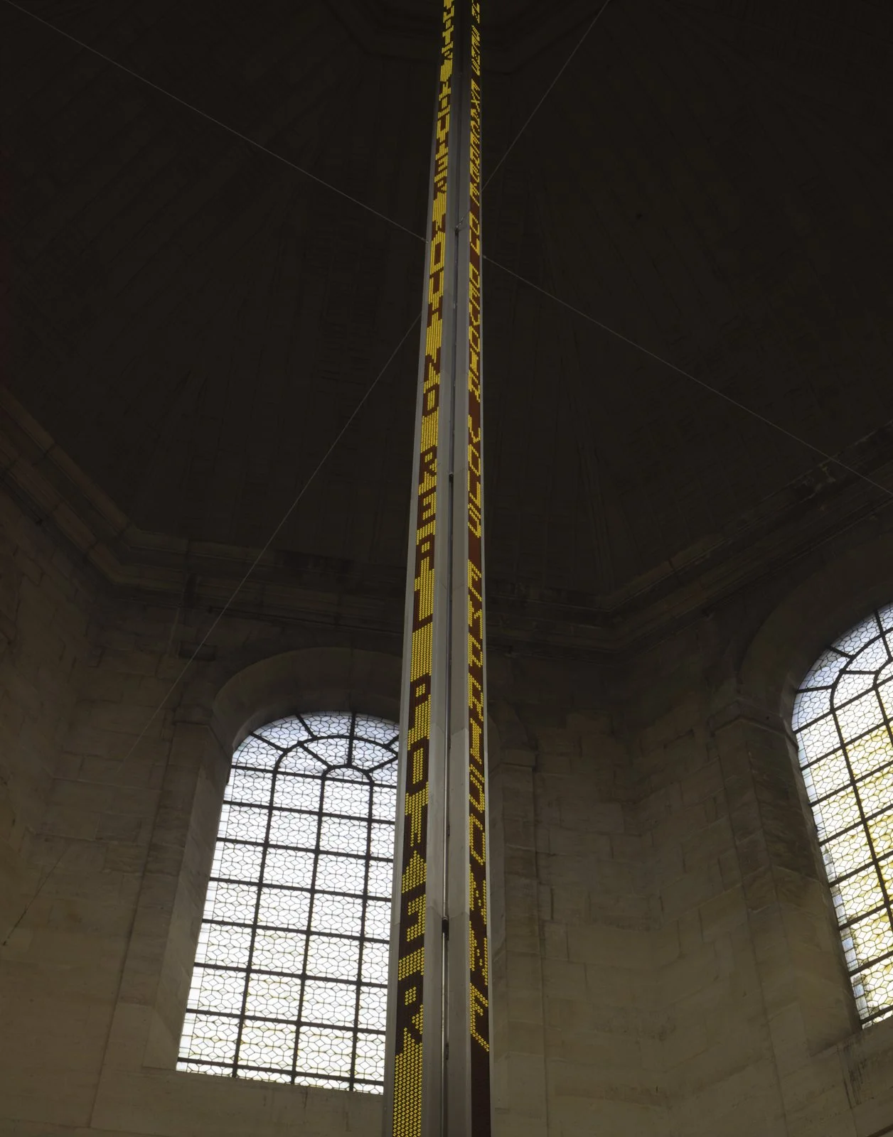 Site: Chapelle Saint-Louis de la Salpêtrière, Paris
September 20–November 4, 2001
Text: Erlauf, 1995; Truisms, 1977–79
Photo: Attilio Maranzano