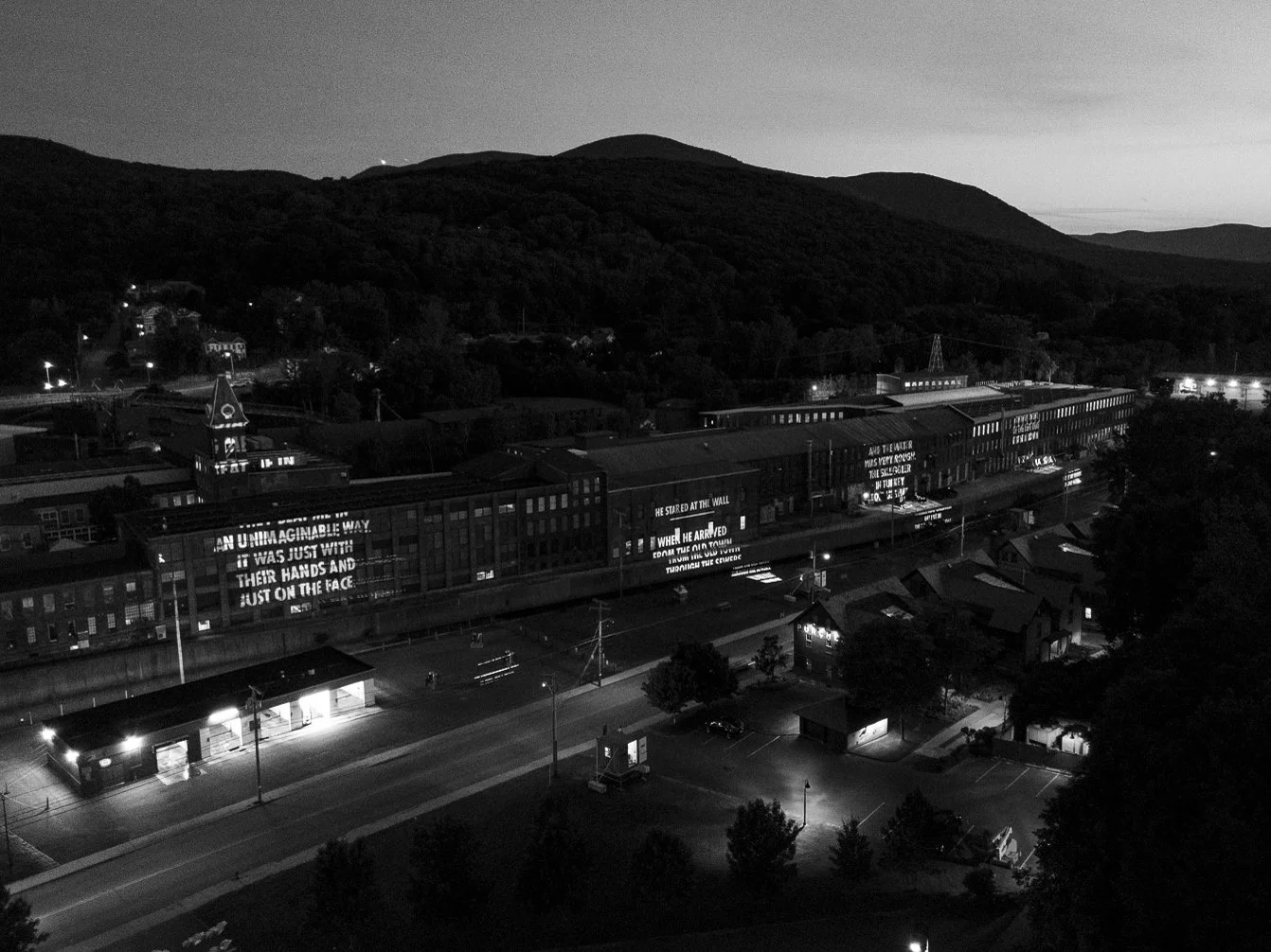 Site: Massachusetts Museum of Contemporary Art (Mass MoCA), North Adams, USA
May 27 – June 25, 2017
Text: Interviews conducted by Human Rights Watch with former detainees, including women and children, and defectors from the Syrian military and intel