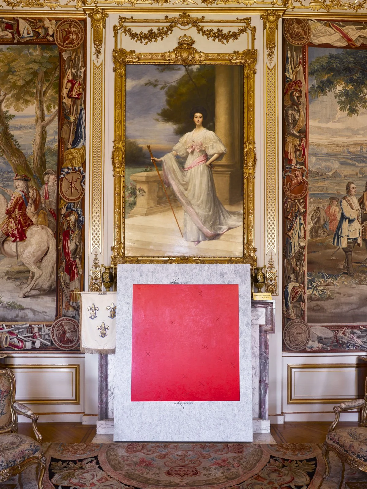XX 7, 2013–15
Installation: SOFTER: Jenny Holzer at Blenheim Palace, Blenheim Palace, Woodstock, England, 2017
September 29–December 31, 2017
Text: U.S. government document
Photo: Jack Hems