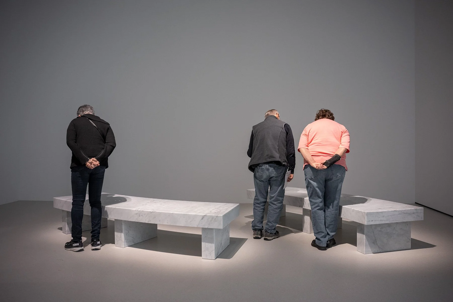 Arno Pair, 2010
Pair of curved Carrara White marble benches
18 x 28 x 100 in. / 45.7 x 71.1 x 254 cm
Text: Arno, 1996
Installation: Jenny Holzer, Glenstone Museum, Potomac, Maryland, USA, 2025
© 2025 Jenny Holzer, member Artists Rights Society (ARS),