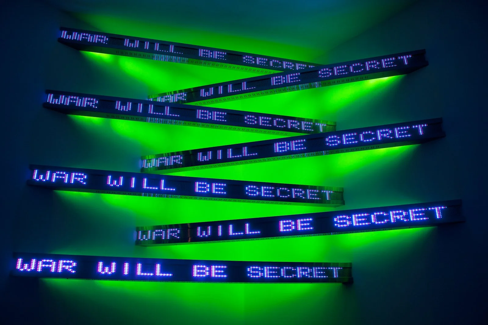 Site: Kukje Gallery, Seoul
September 8–October 16, 2011
Text: Survival, 1983–85
Photo: Collin LaFleche
