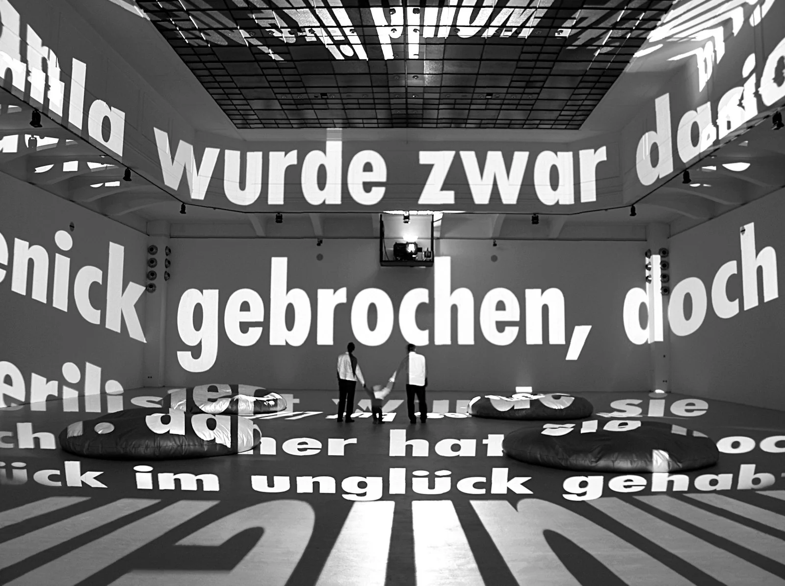 Site: Austrian Museum of Applied Arts / Contemporary Art, Vienna, Austria
May 17–September 17, 2006
Text: Die Liebhaberinnen by Elfriede Jelinek, copyright © 1975 by Rowohlt Taschenbuch Verlag GmbH, Reinbek bei Hamburg. Used/reprinted with permission