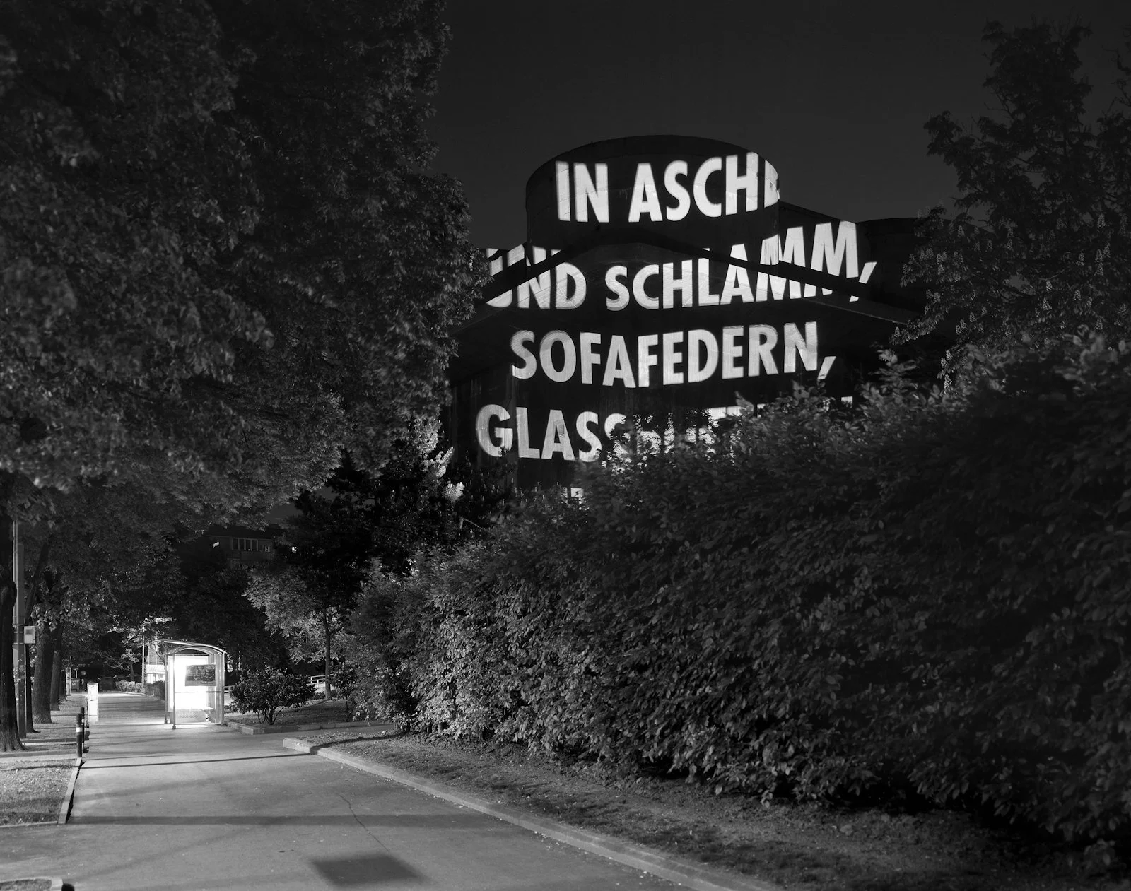Site: MAK Depot of Contemporary Art, Vienna, Austria
May 12, 2006
Text: “Ende und Anfang” from Auf Wiedersehen. Bis Morgen. Gedichte by Wisława Szymborska, copyright © 1995 by the author. German translation by Karl Dedecius, copyright © 1995 by Ausga