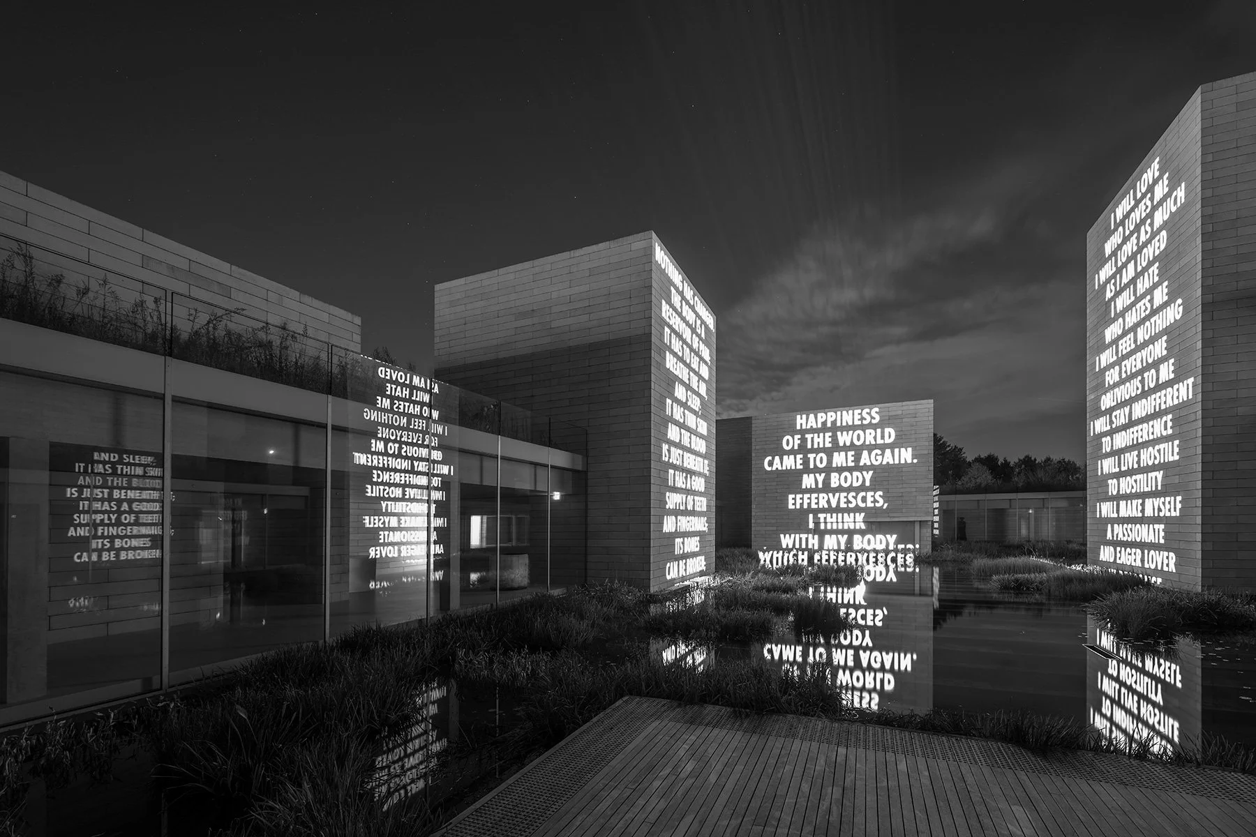 what you love, 2025
Light Projection
Glenstone Museum, Potomac, Maryland, USA
Text: “My Body Effervesces” from Talking to My Body by Anna Świrszczyńska, English translation by Czesław Miłosz and Leonard Nathan, © 1985 by Ludmiła Adamska-Orłowska, The