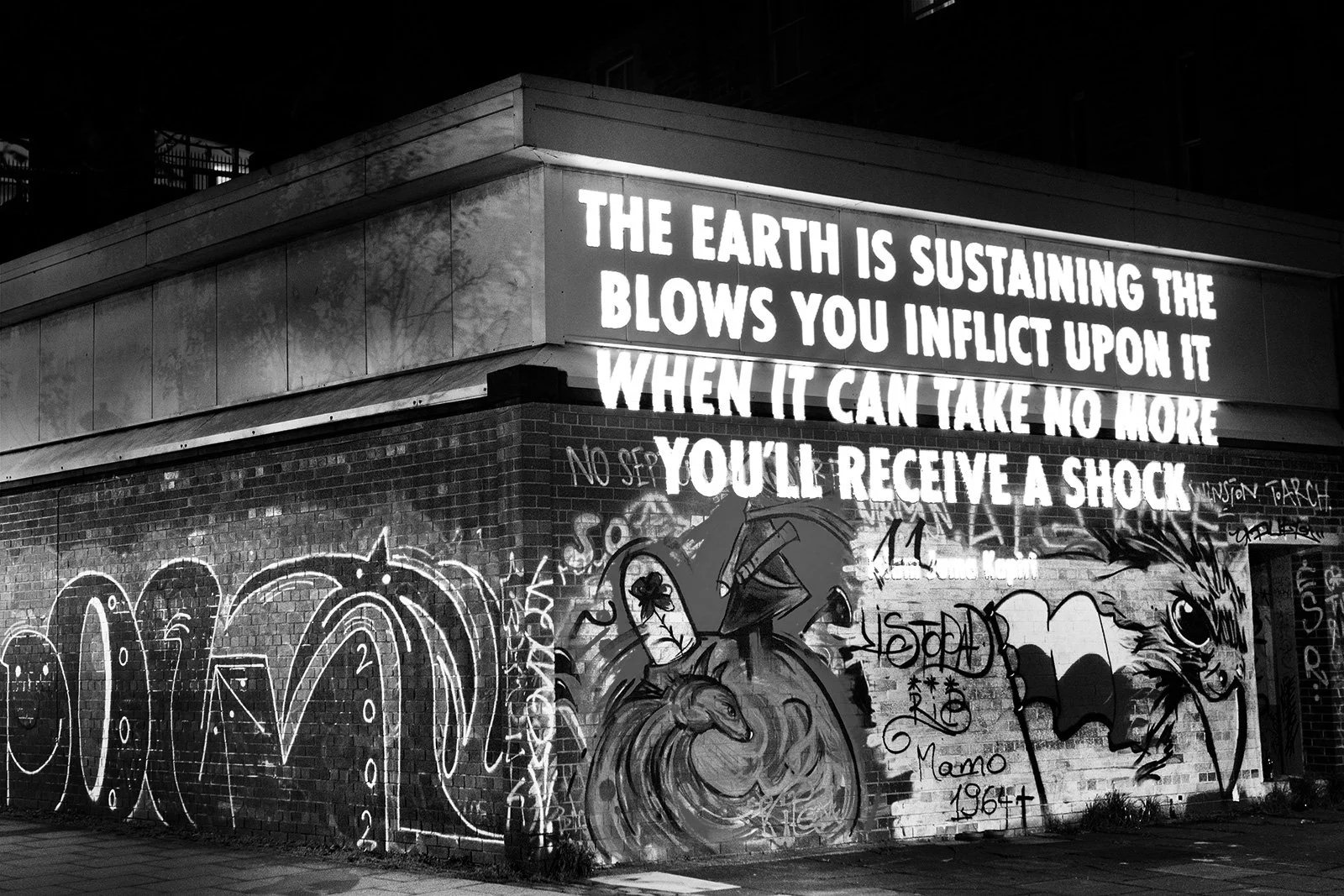 HURT EARTH, 2021
Light projection
Edinburgh, Scotland
Text: “The Wonders of Humans” by Islam Juma Kapiri, © 2021by the author, from Harvest Moon: Poems and Stories from theEdge of the Climate Crisis, 2021. Used with permission of theauthor and the In