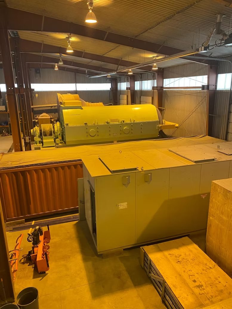 44b078_c4cc8a92cd374e3880521b968ae4cc6e~mv2 copy.jpg