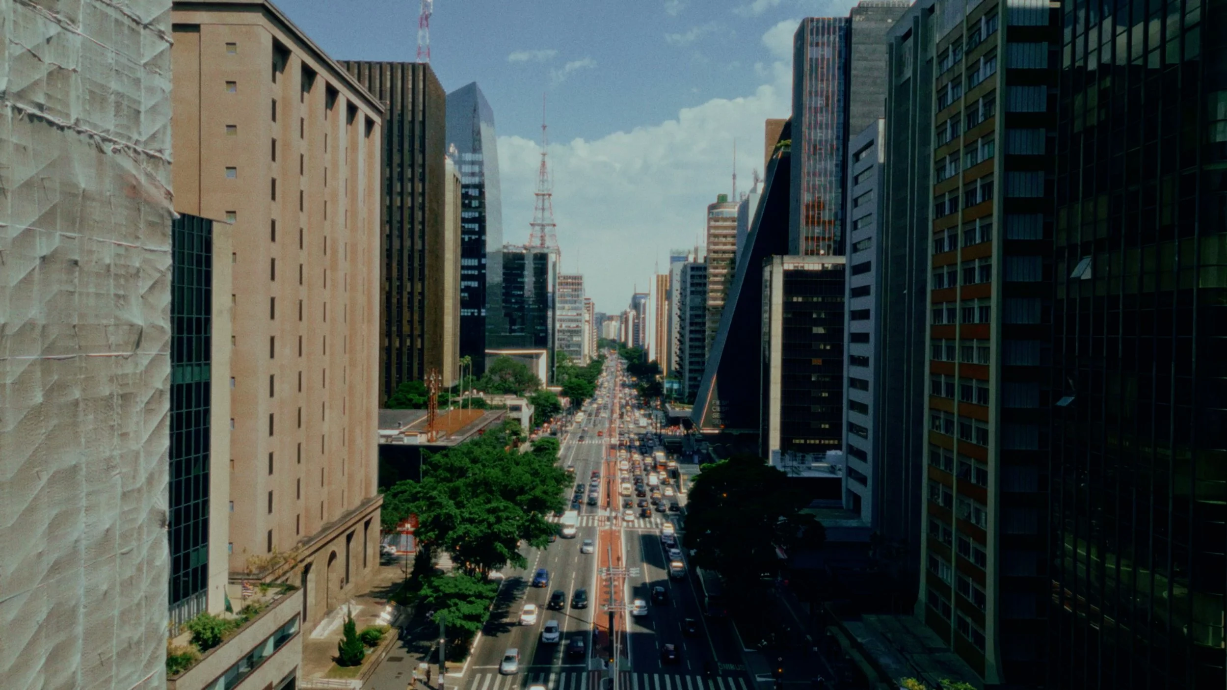 Sequência 34.00_00_45_04.Quadro017.jpg