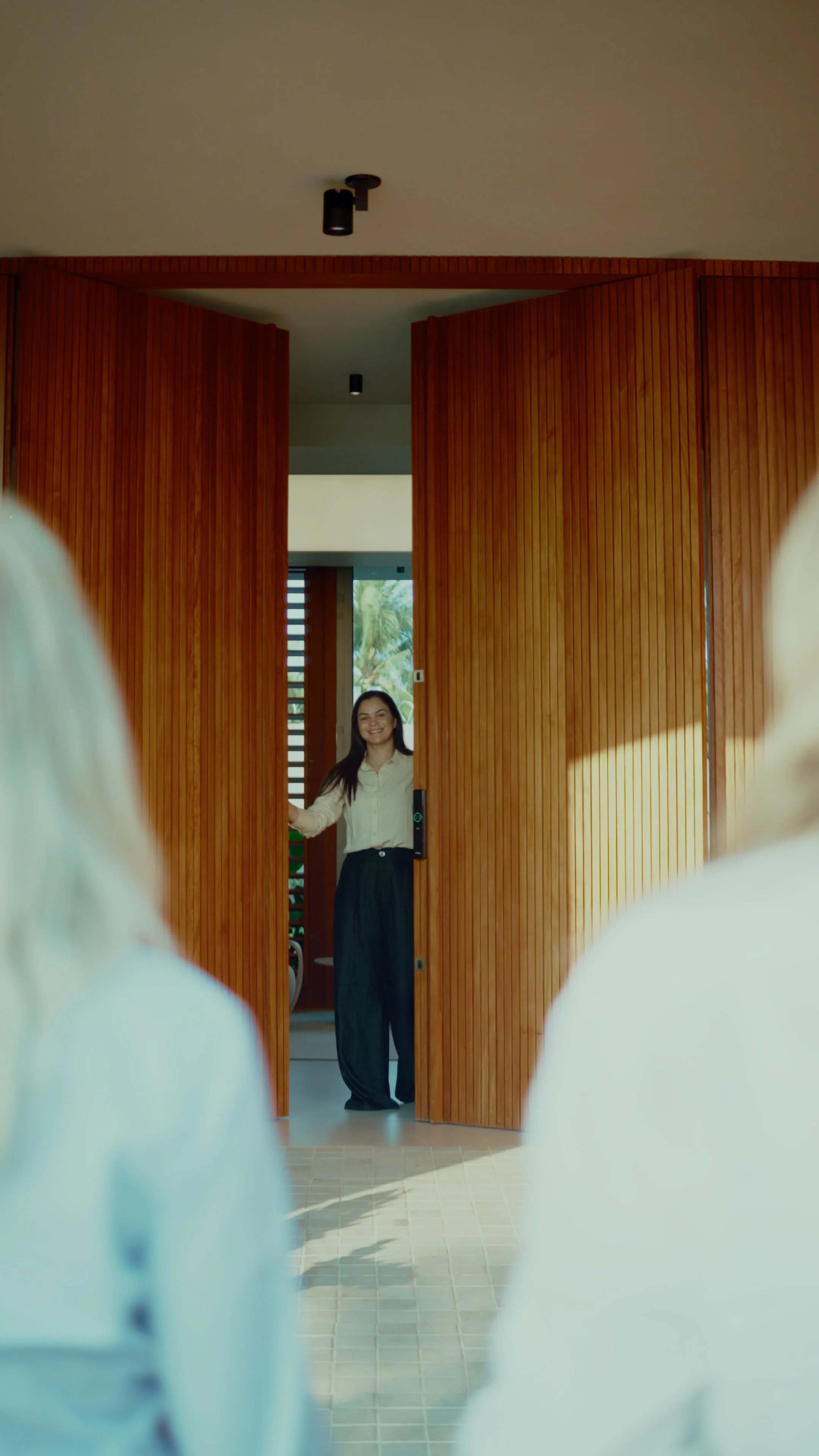 Reel 2.00_00_37_18.Quadro001.jpg