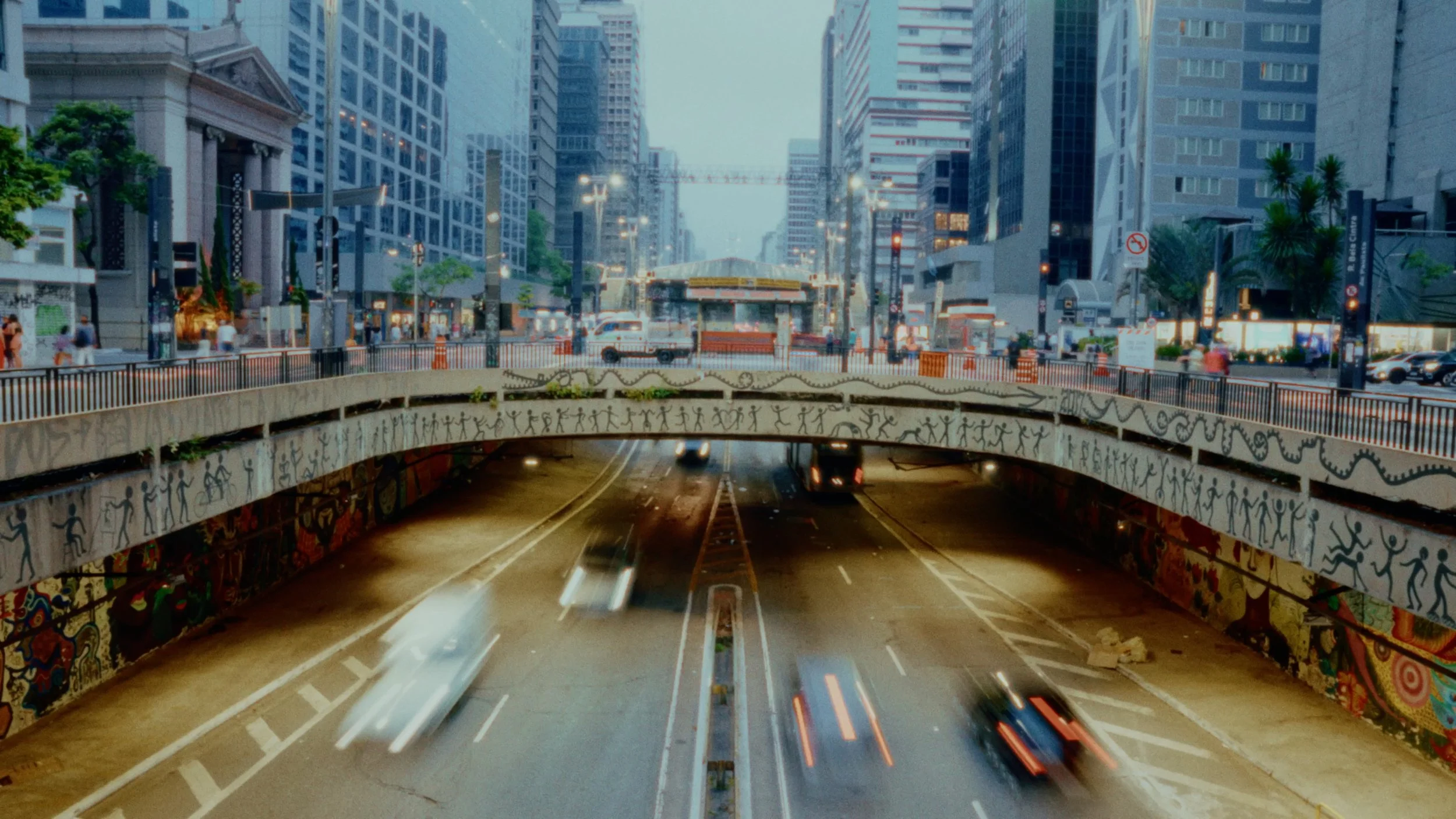 Sequência 34.00_00_01_18.Quadro001.jpg