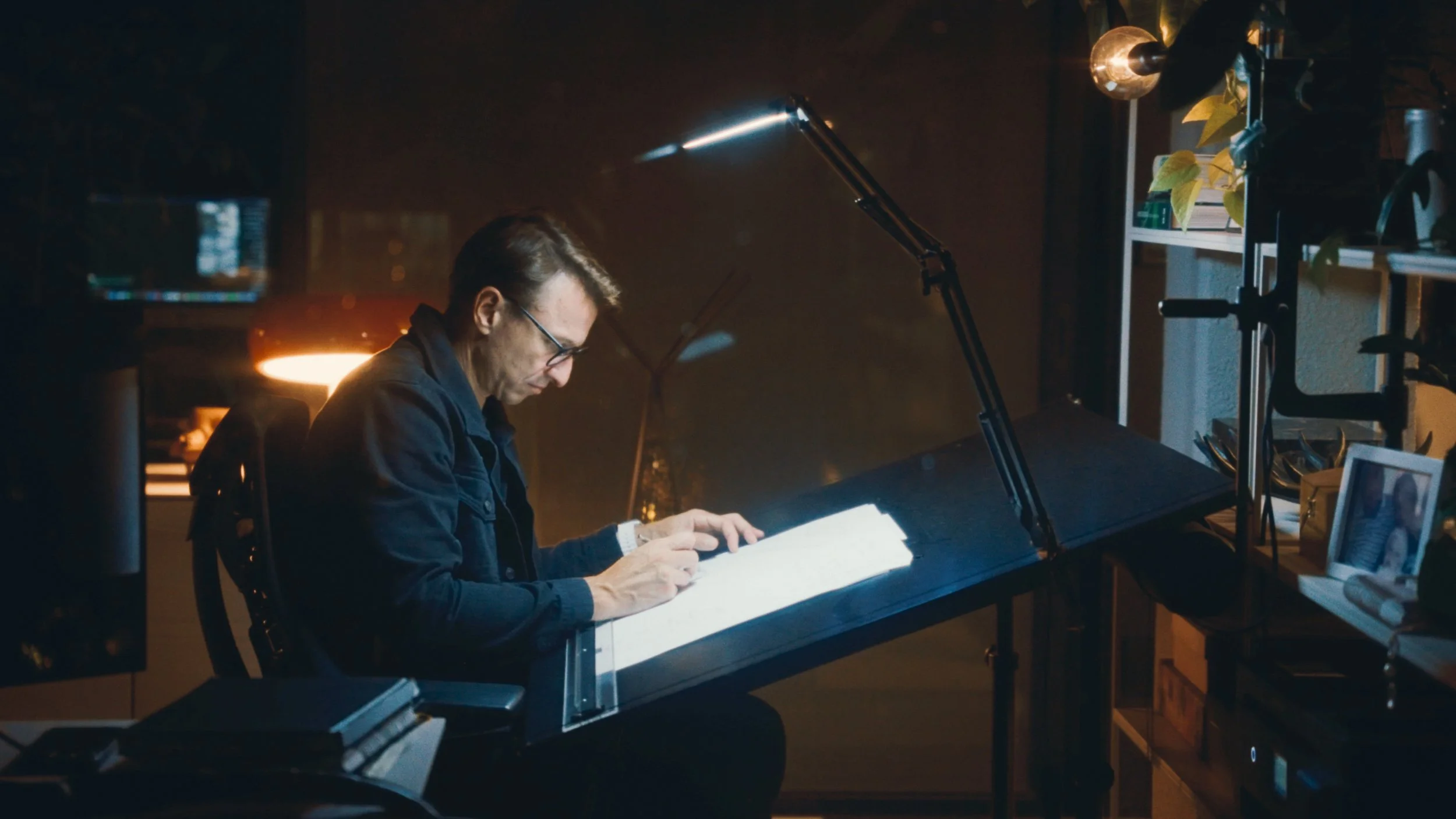 O Silêncio do Traço - Athos Peruzzolo