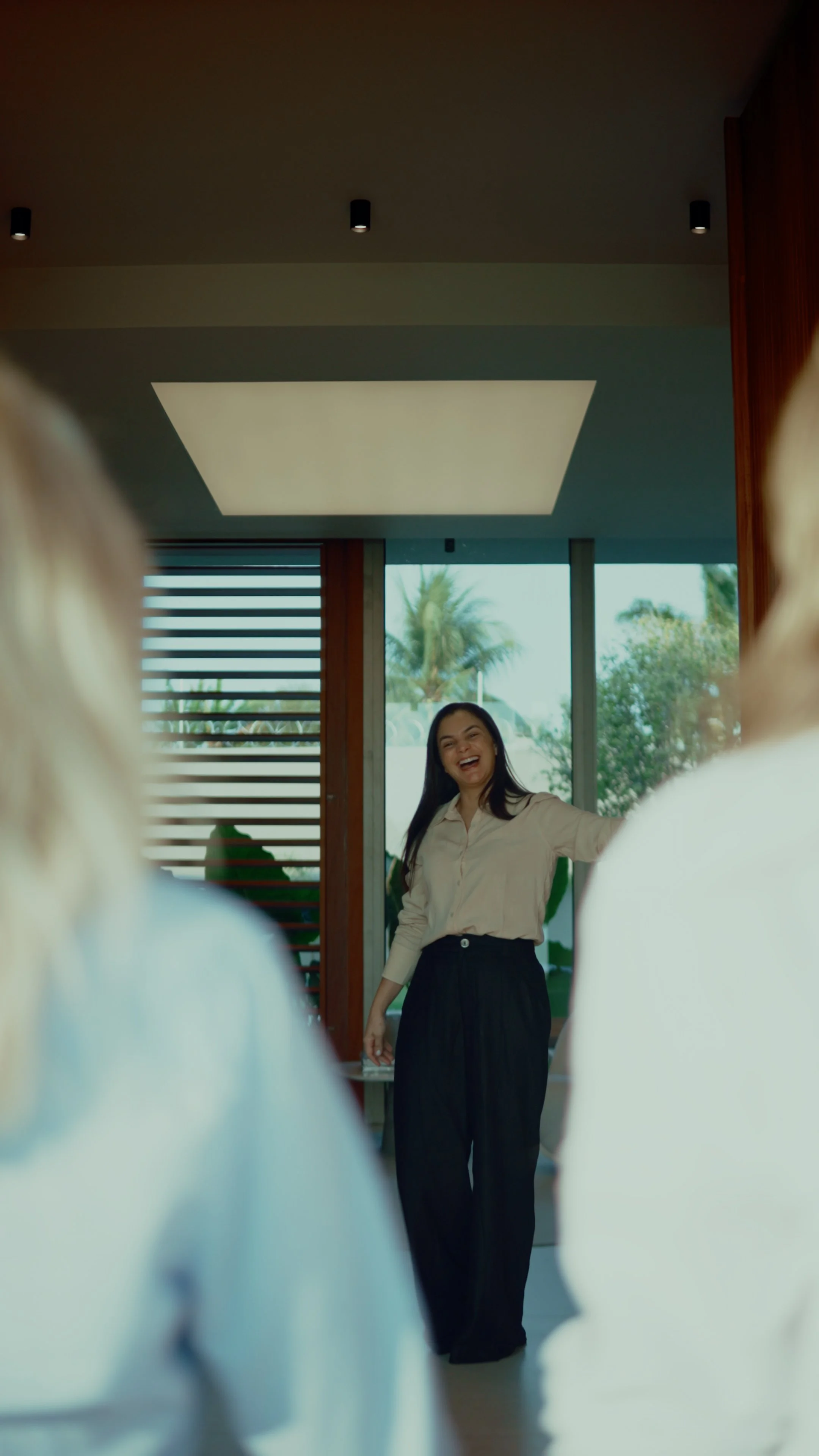 Reel 2.00_00_38_02.Quadro002.jpg