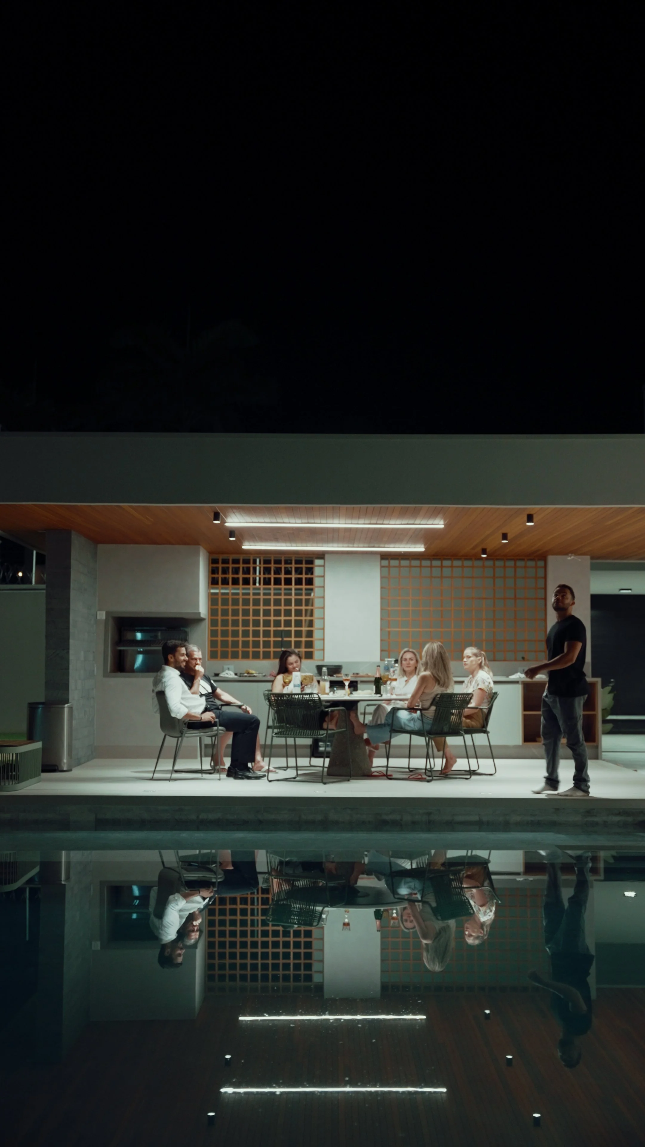 Reel 2.00_01_34_18.Quadro014.jpg