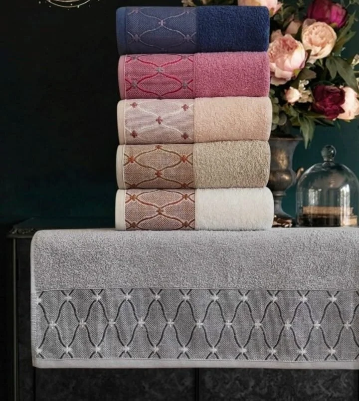 The "5 Star" - 100% Cotton 3 Towel Set.