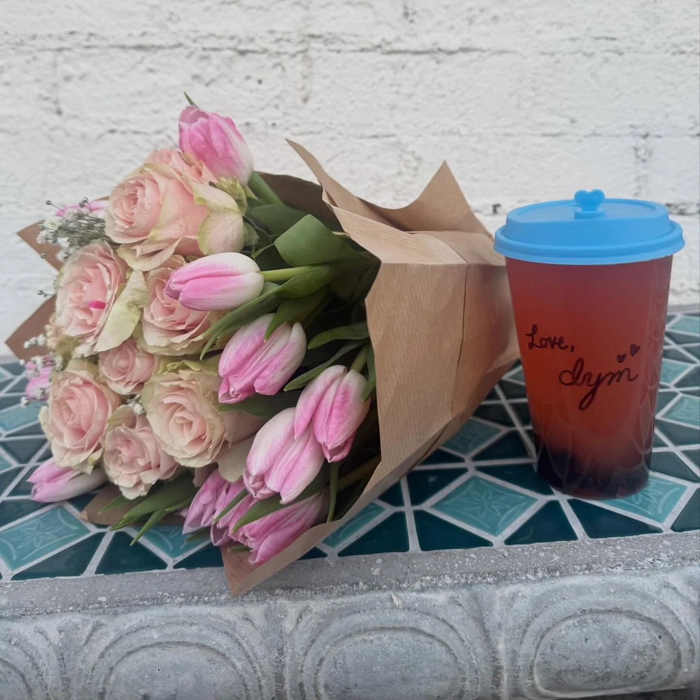 happy galentine&rsquo;s, palentine&rsquo;s, and valentine&rsquo;s to those celebrating love 💙