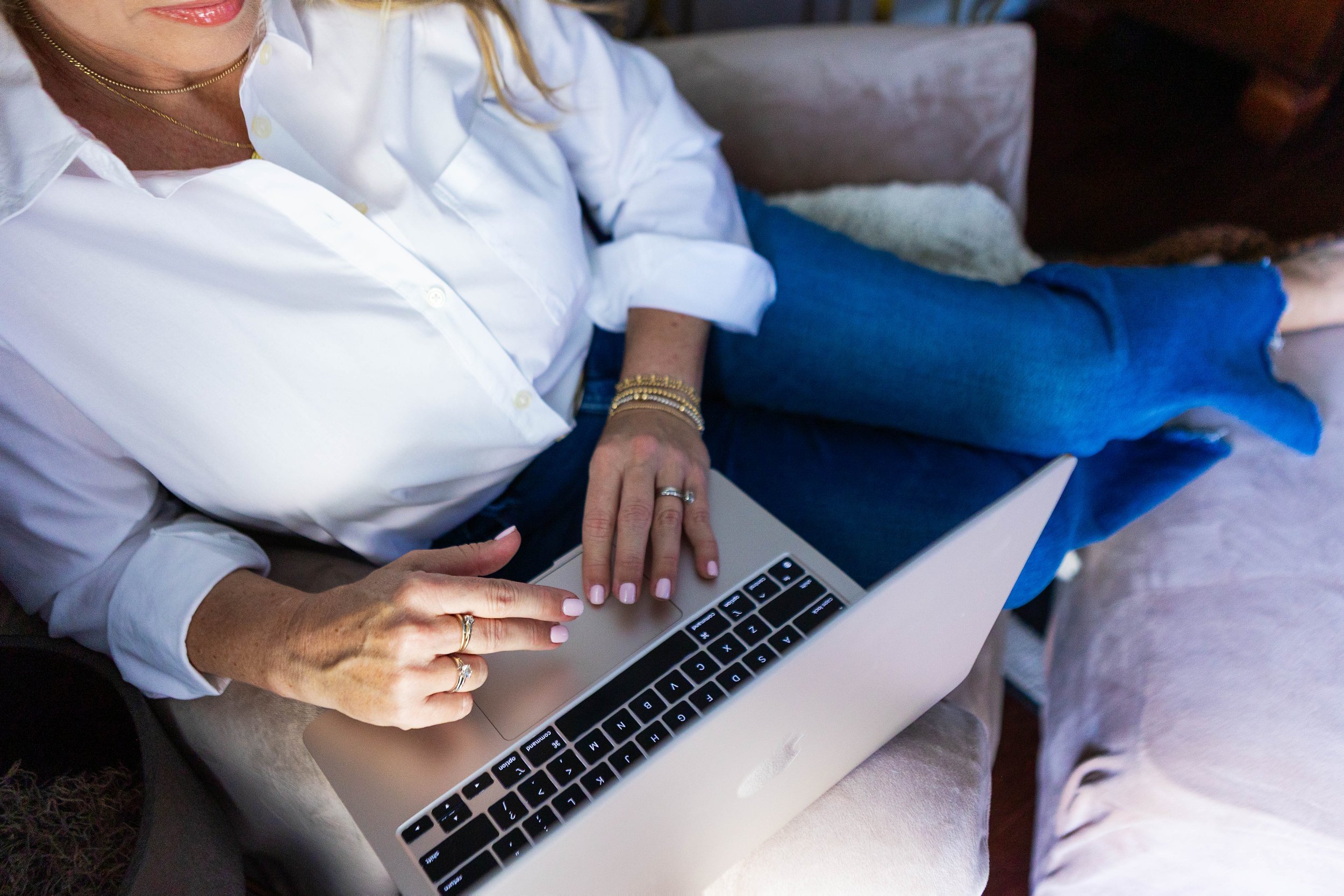 Close-up portrait of Andrea Hipps, relationship coach focused on communication and conflict resolution