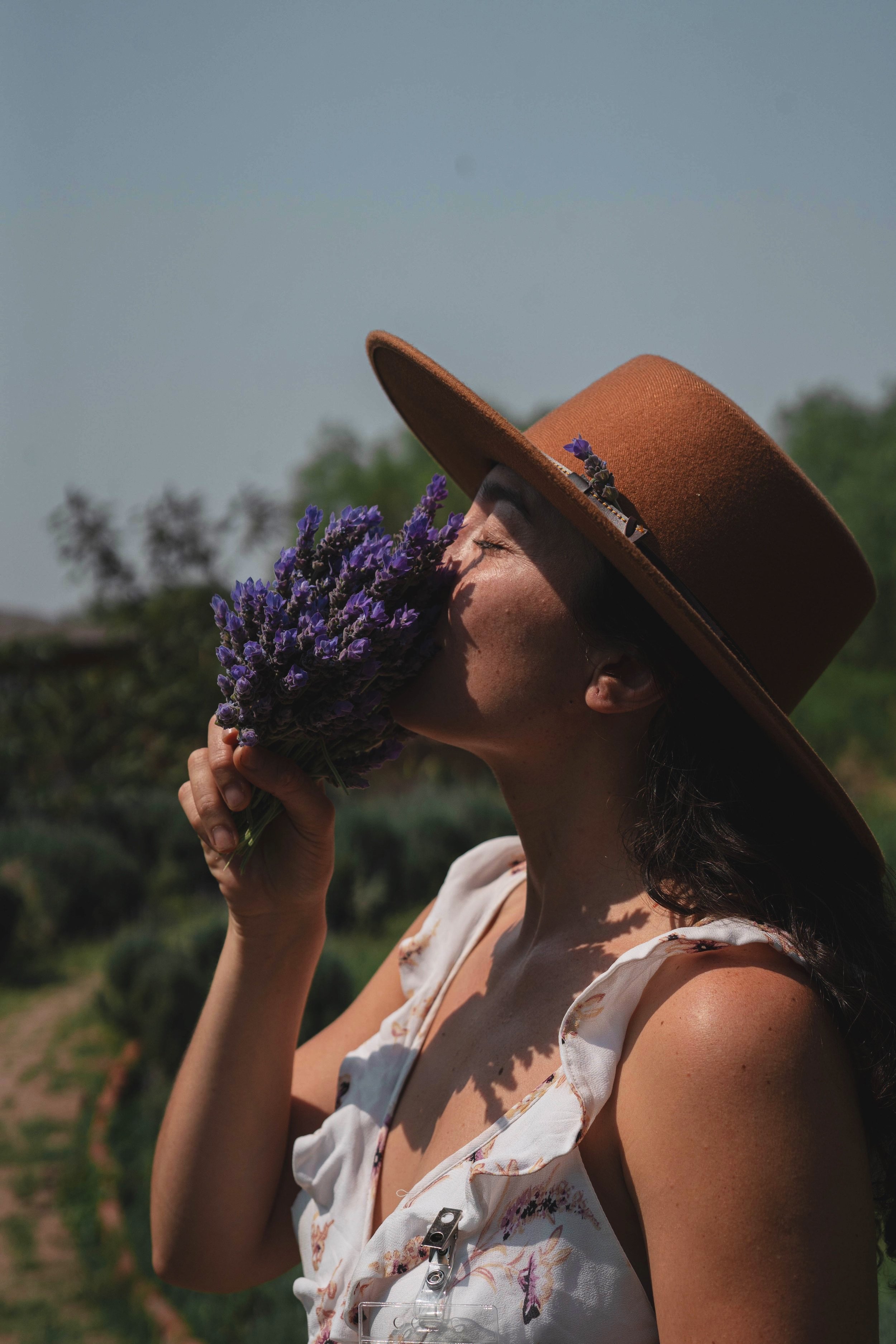 Déa Terra dea terra deaterra Camille Pelloux, formatrice stage retraite école en ligne naturopathie herboristerie transmission santé holistique traditionnelle européenne formation e-learning workshop écologie éco-responsabilité podcast santé plante