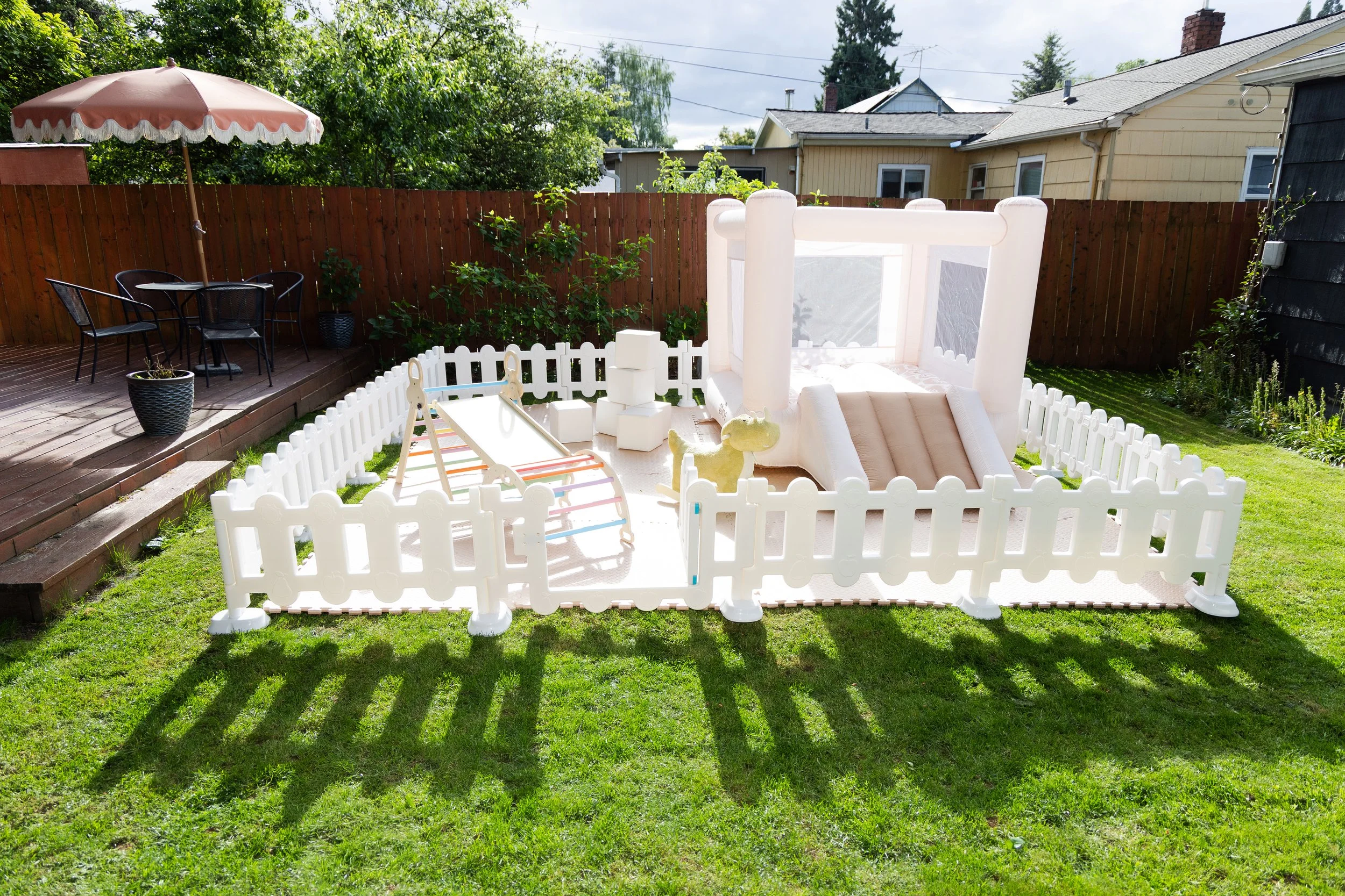 Soft play rental with bounce house for kids birthday in Portland OR