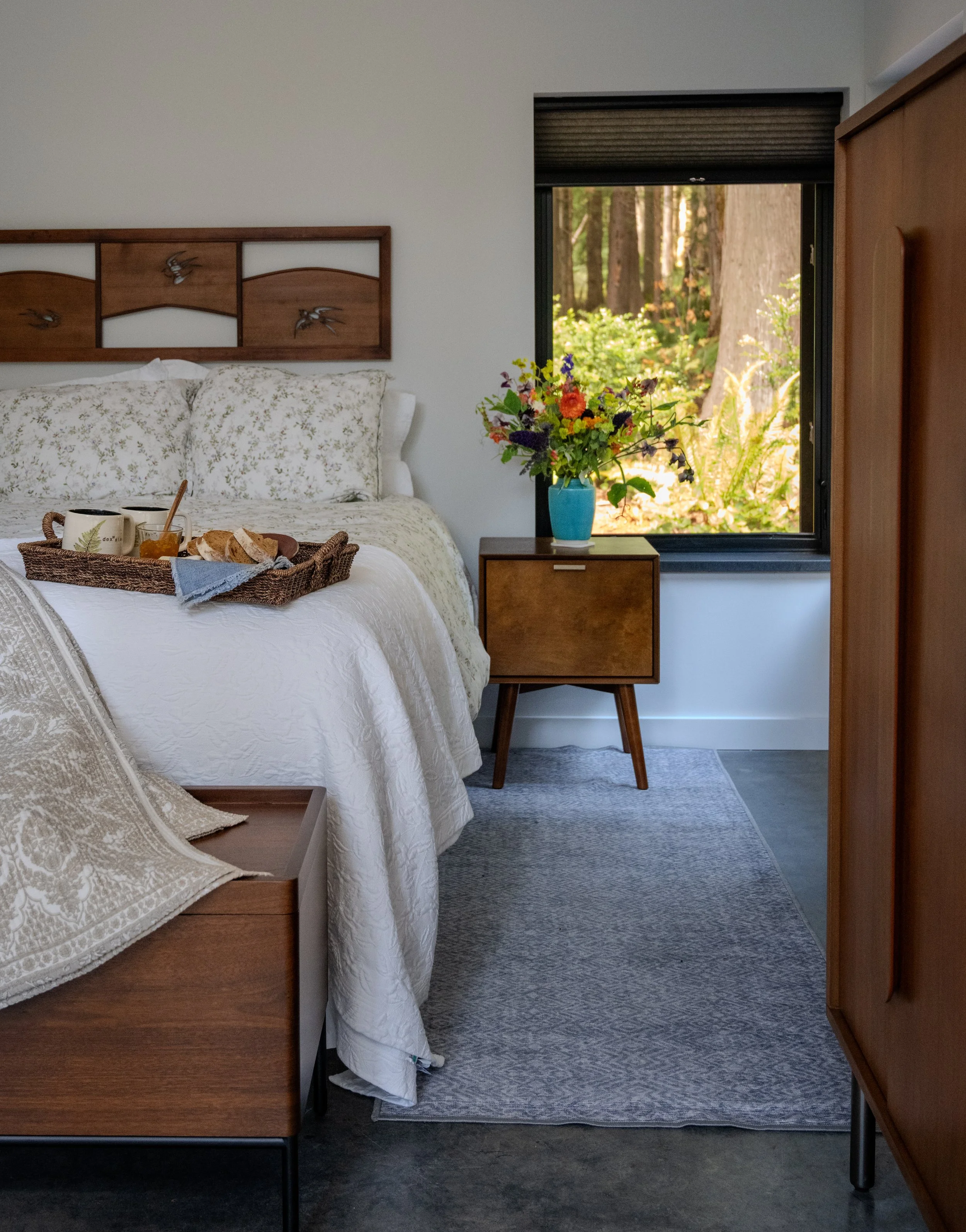 Bed and breakfast interior image of Maitri Guest House