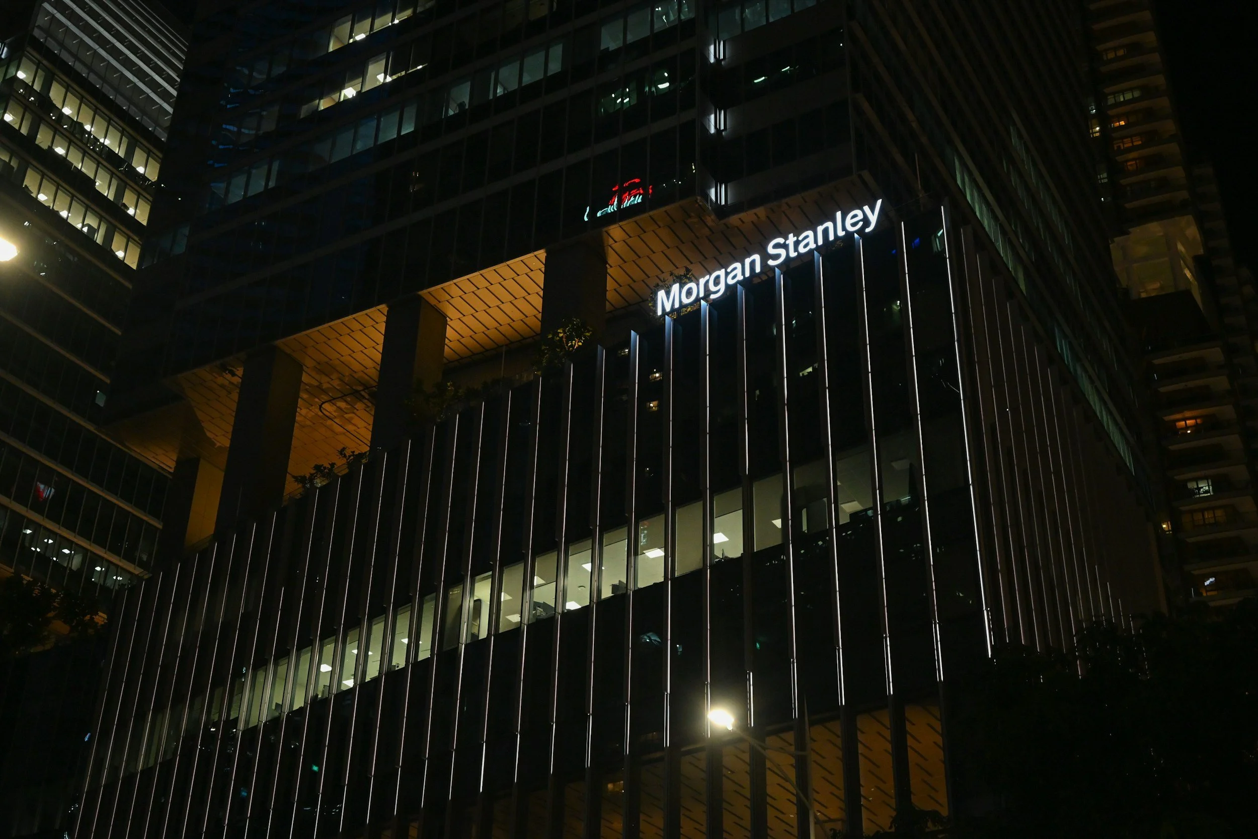 Morgan Stanley Planning to Lay Off Approximately 2,500 Employees