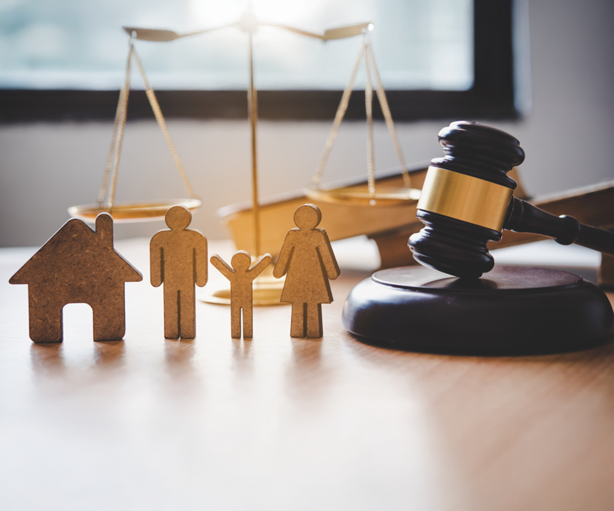 What Is an Oakland County Mediator and When Should You Use One?