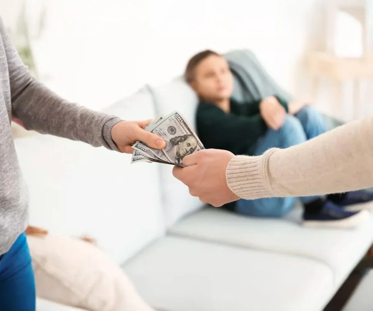 Spousal Support in Michigan: How Is Alimony Decided in Oakland County?