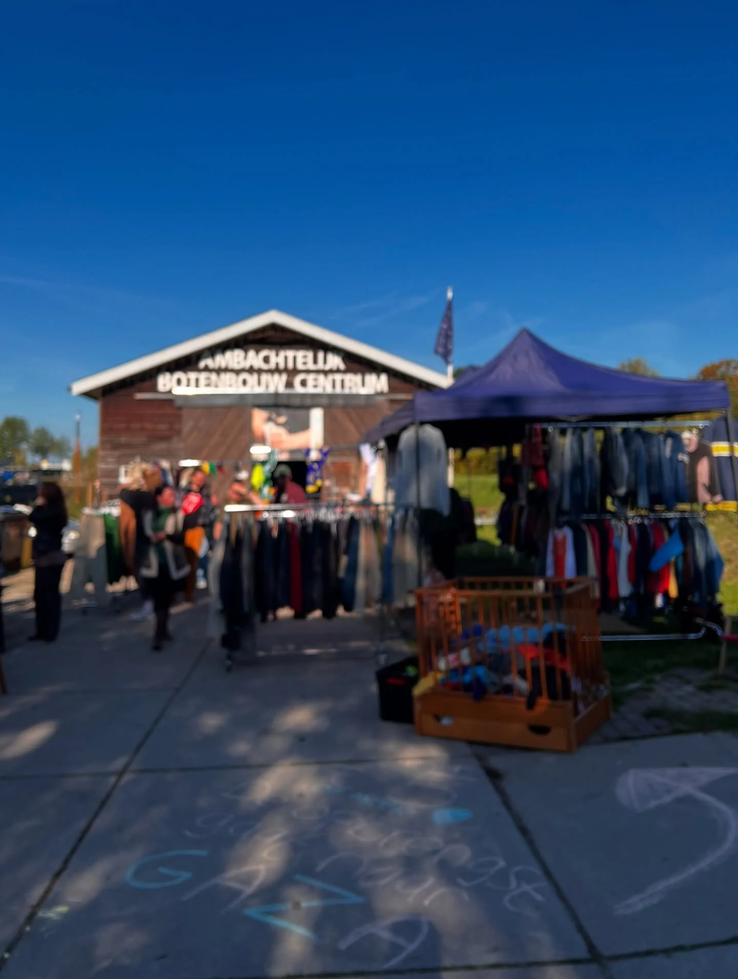 In totaal is er door jullie 120 euro opgehaald met de grabbelbak voor Gaza! 🍉

Dank iedereen voor de donaties! Volgende editie zal er meer kleding beschikbaar zijn voor jullie om op deze manier bij te kunnen dragen.

Donatie is te zien op de laatste