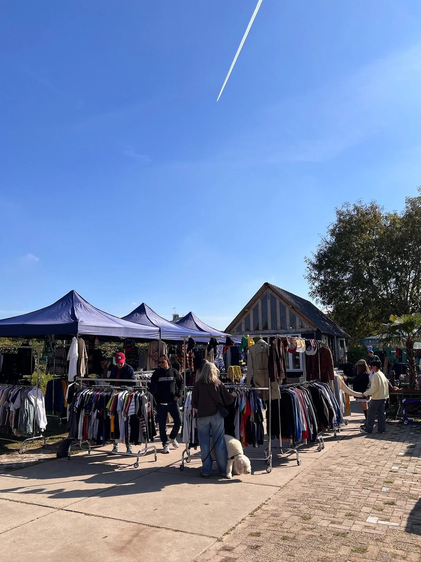 De 1e editie van The Block Market was dankzij JOU een groot succes!☀️🌴 

Een super dikke SO naar @roeramersfoort en het super team van @cyrildewaard voor het hosten van de locatie &amp; natuurlijk alle lekkere hapjes drankjes en alles daarom heen! ?