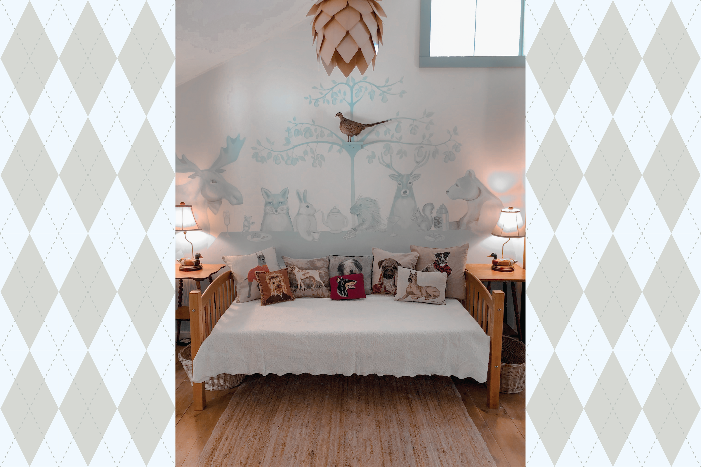 Great Room sleeping nook, Entry area.