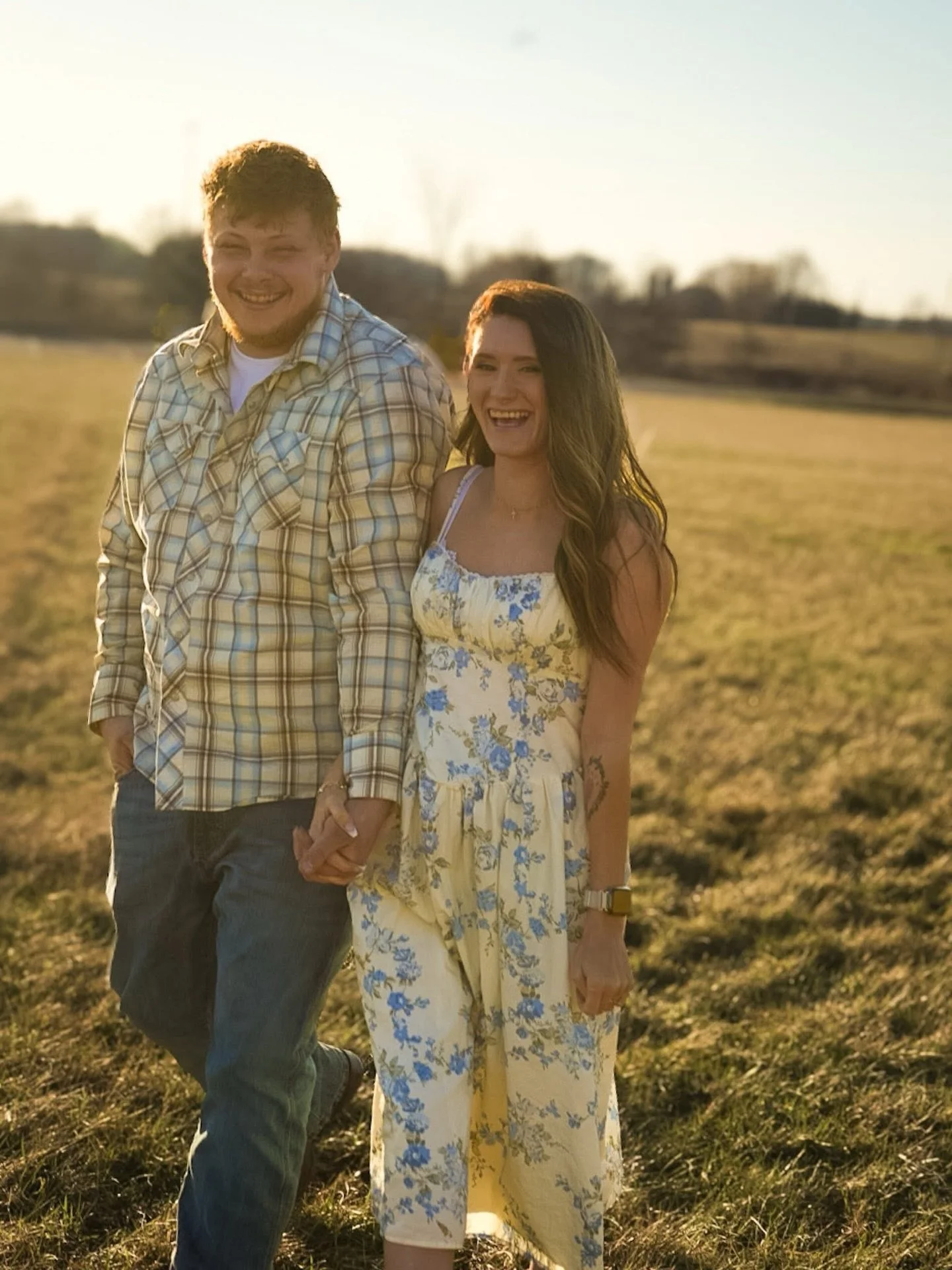 My little sister is getting married next year and I had the honor of doing her makeup for her engagement pictures yesterday 🥹🥹